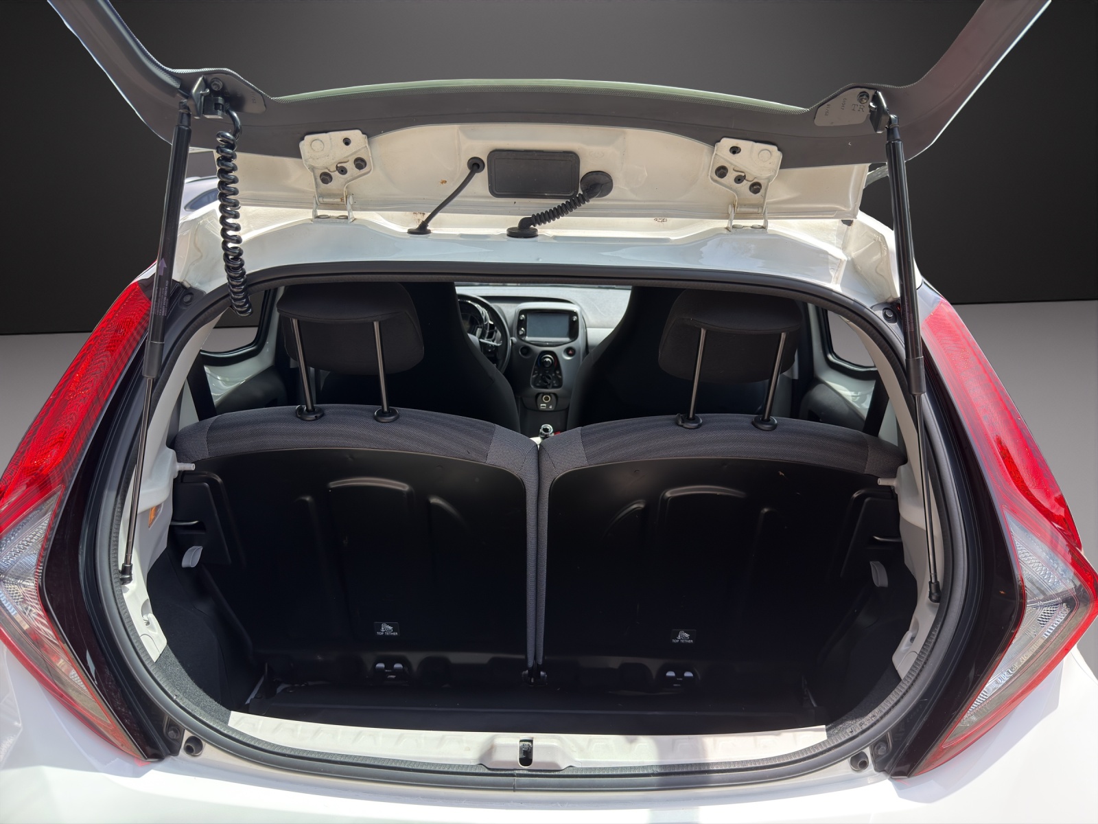 TOYOTA Aygo 1.0-image-13