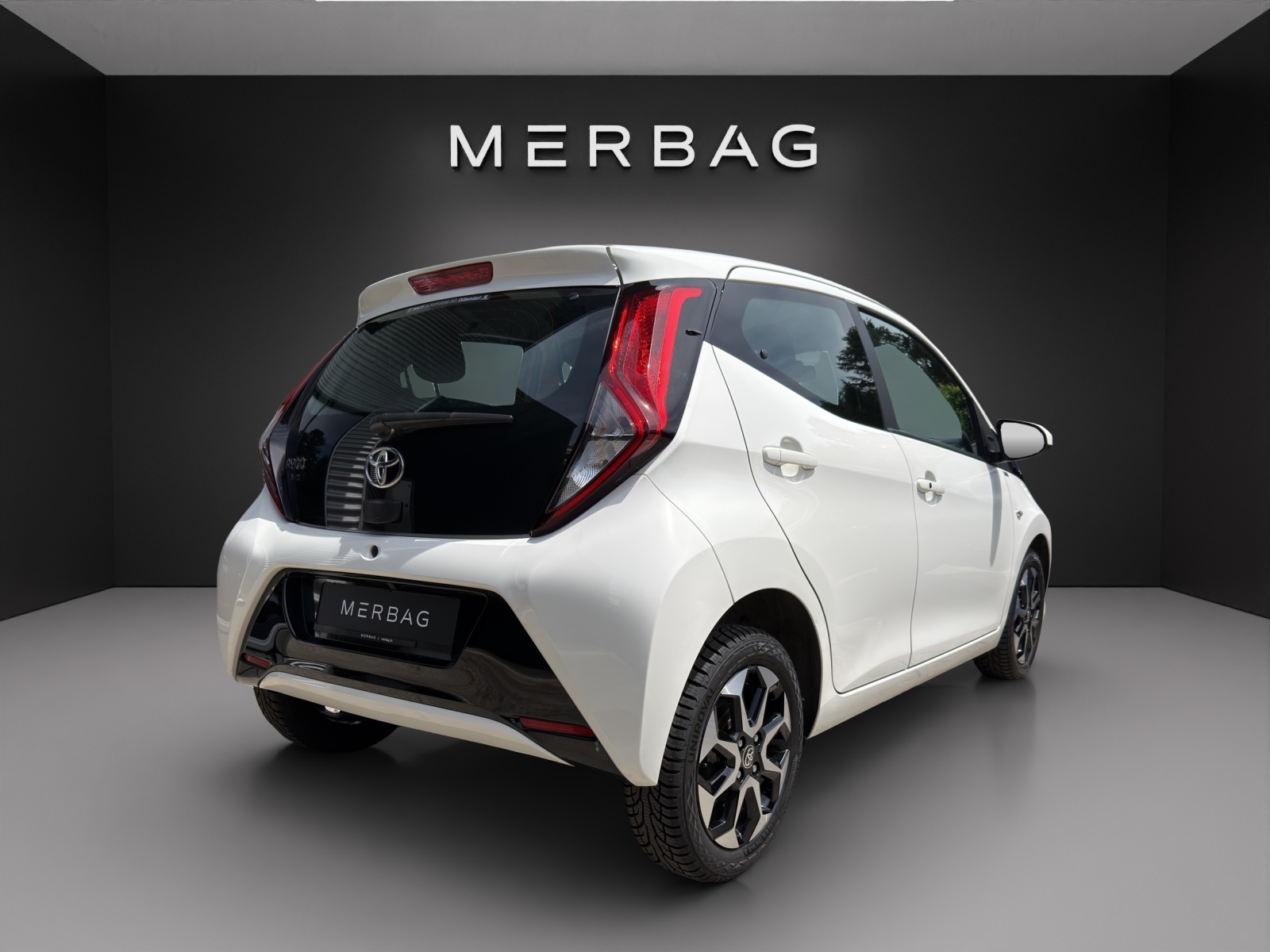TOYOTA Aygo 1.0-image-2