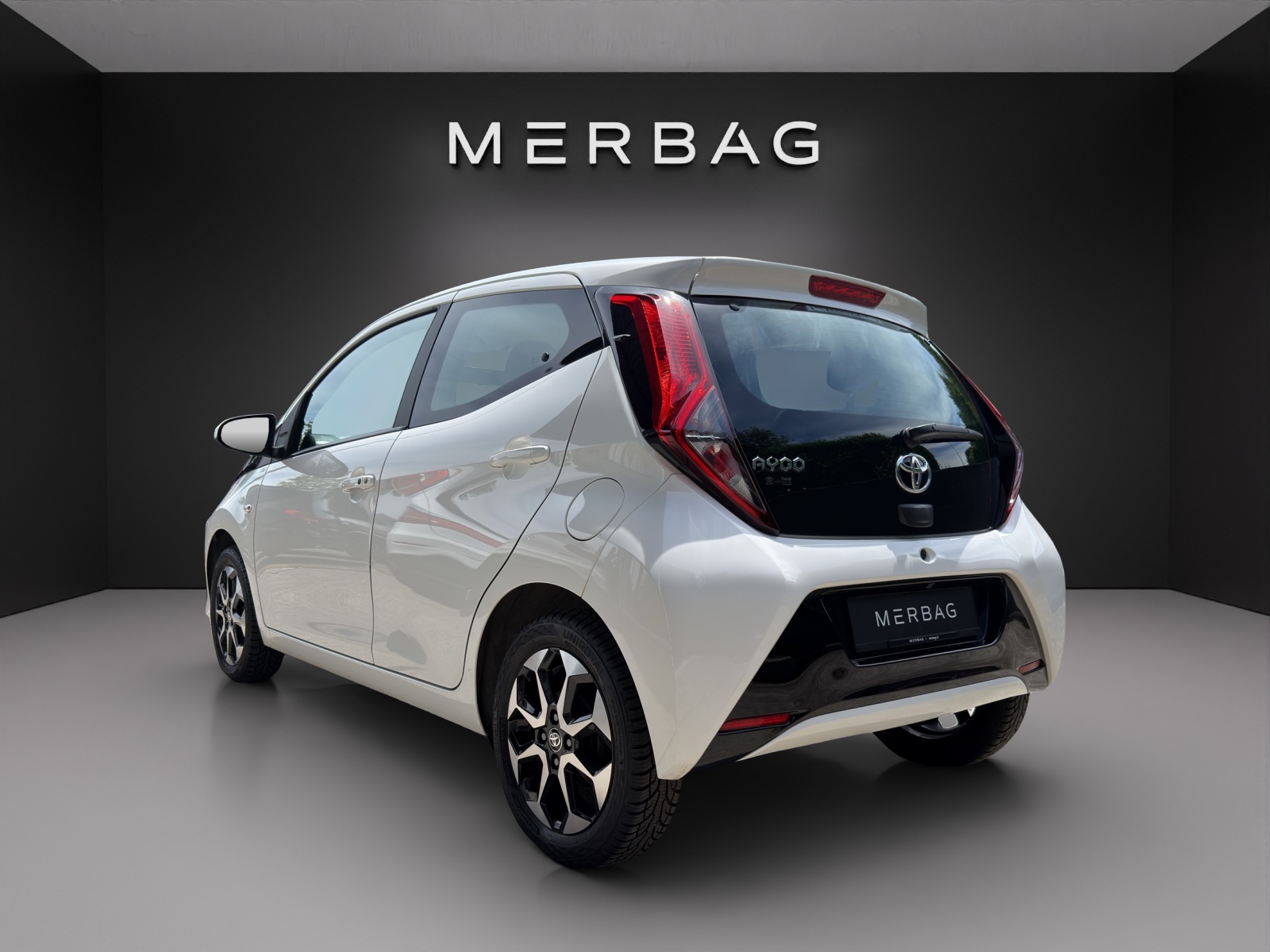 TOYOTA Aygo 1.0-image-4