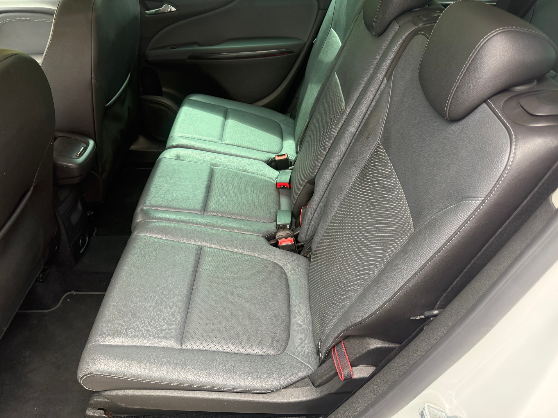OPEL Zafira Tourer 1.4i 16V Cosmo-image-8