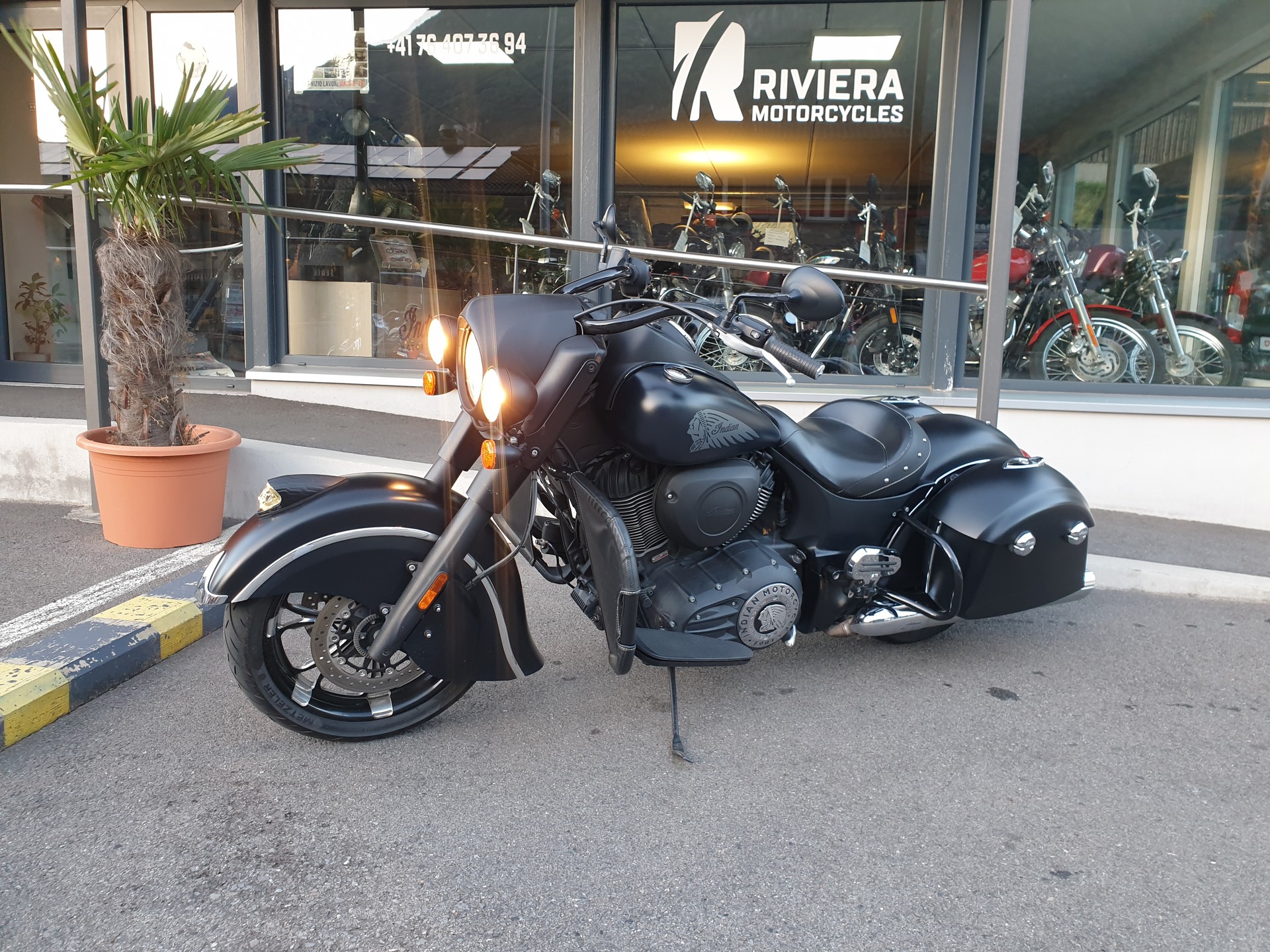 INDIAN Chief Dark Horse-image-2