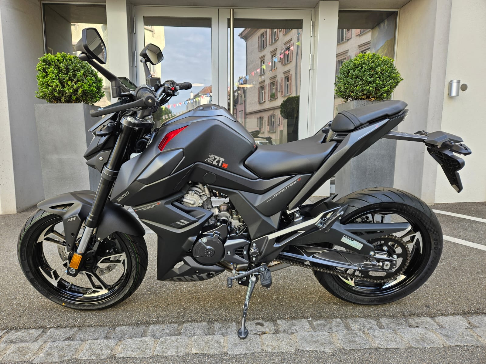 ZONTES 125 U-showroom-element-2