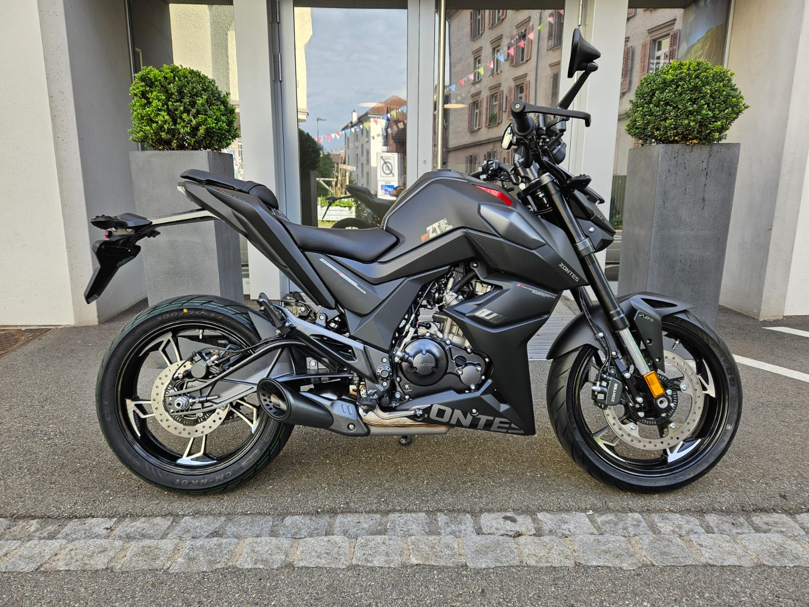 ZONTES 125 U-showroom-element-1
