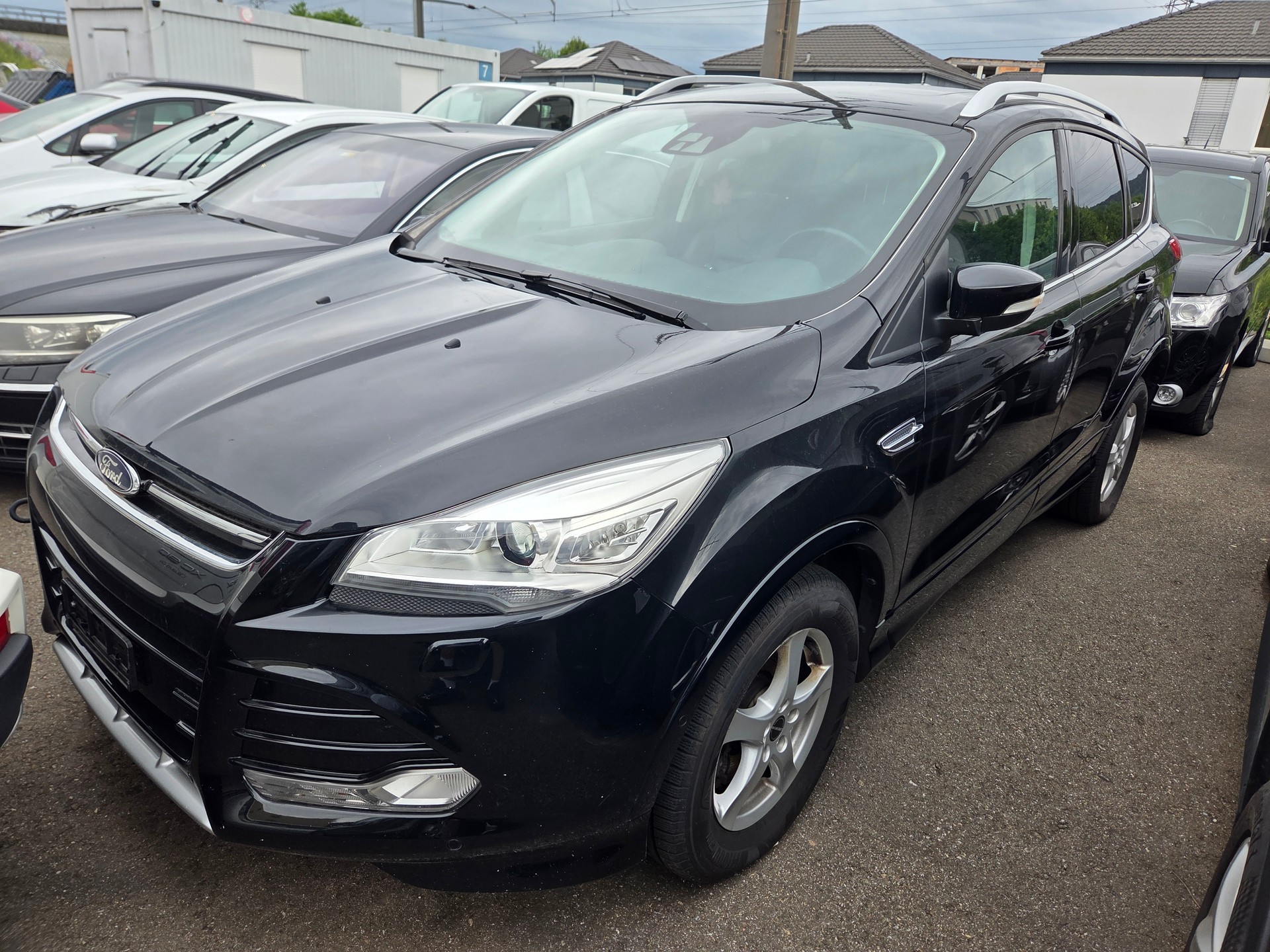 FORD Kuga 2.0 TDCi Titanium S 4WD PowerShift-image-3