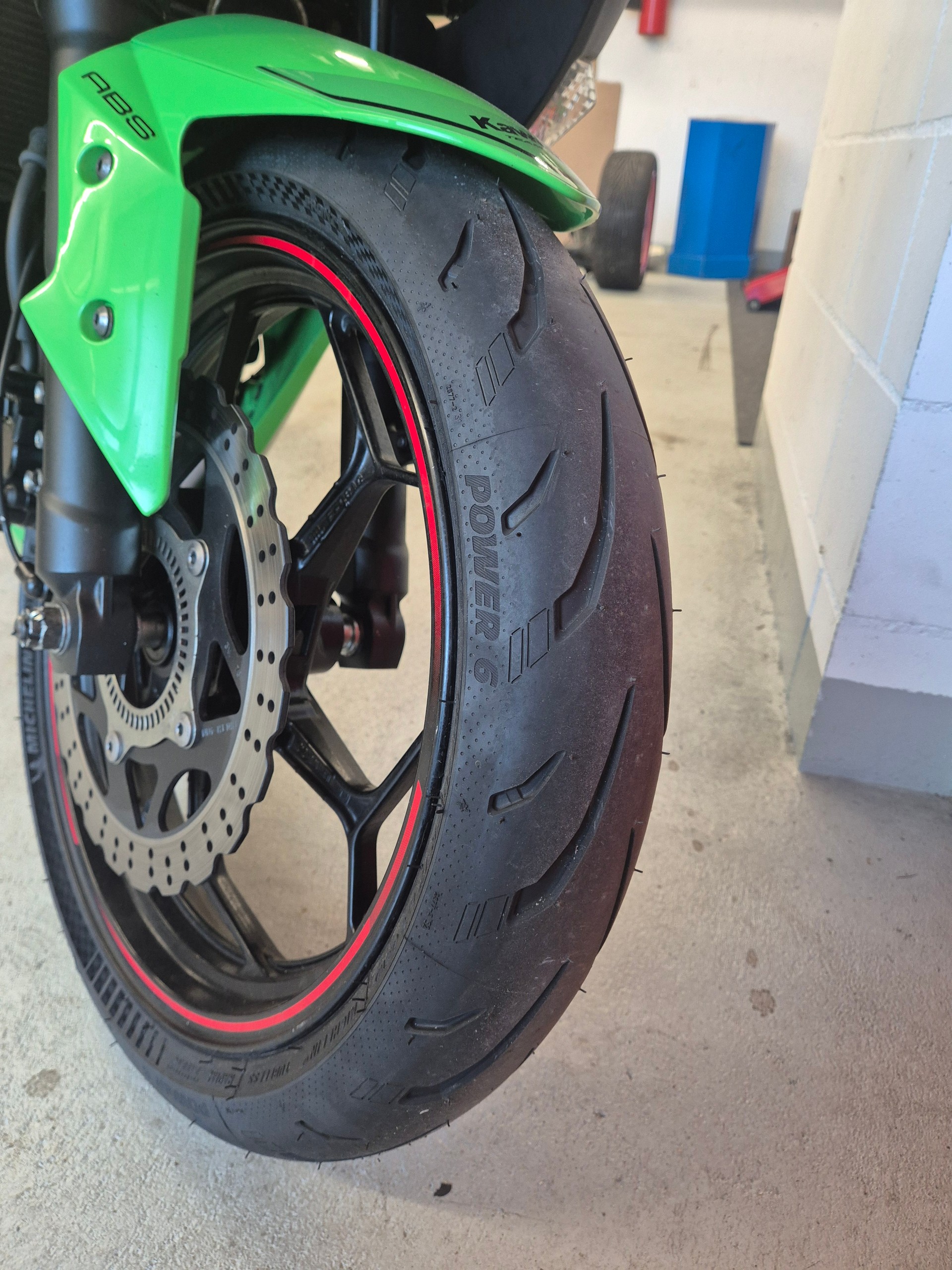 KAWASAKI NINJA 300 ABS-image-6