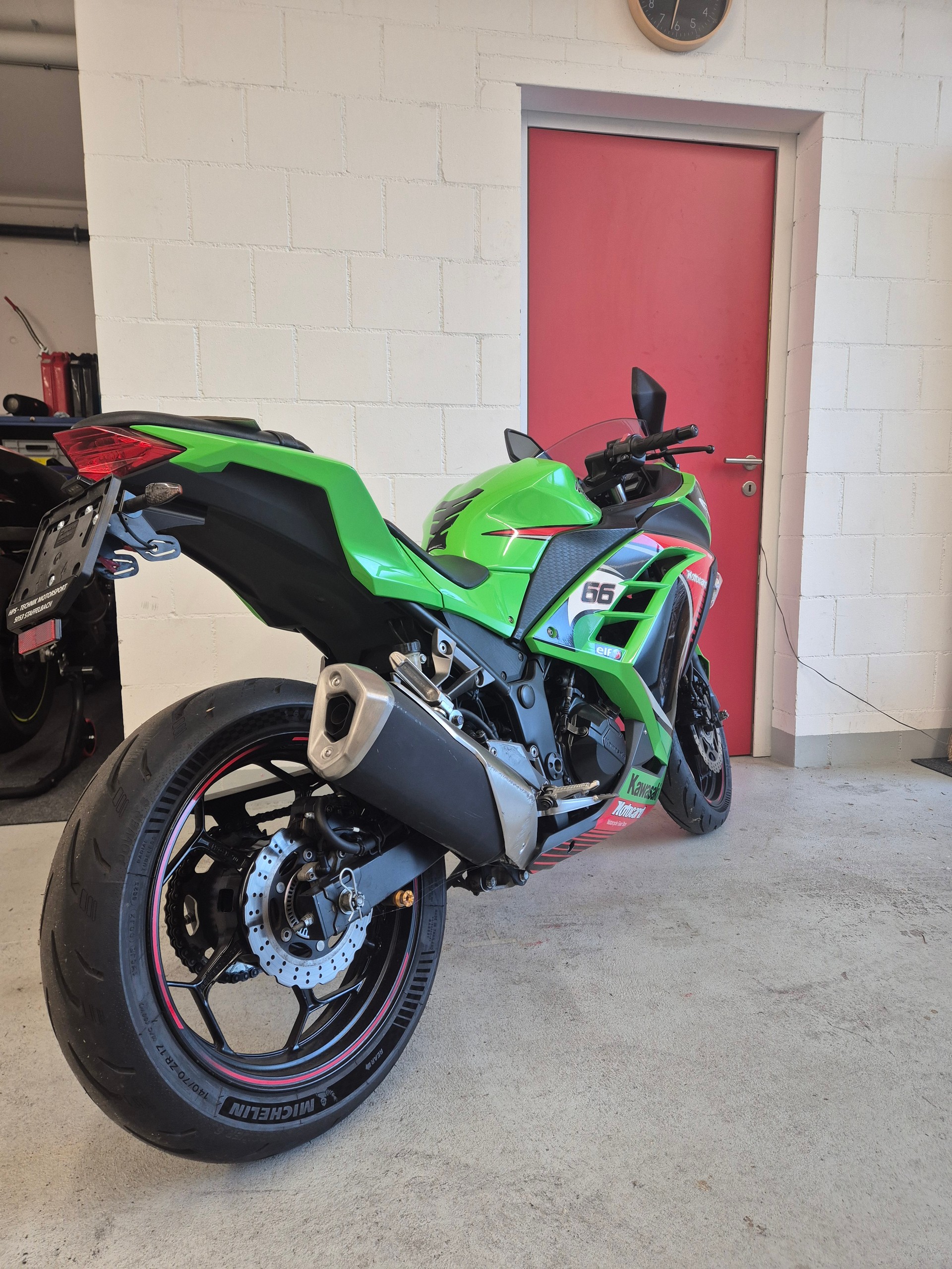 KAWASAKI NINJA 300 ABS-image-2