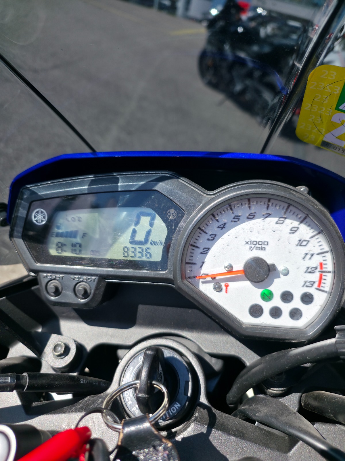 YAMAHA FZ8 N ABS-image-3