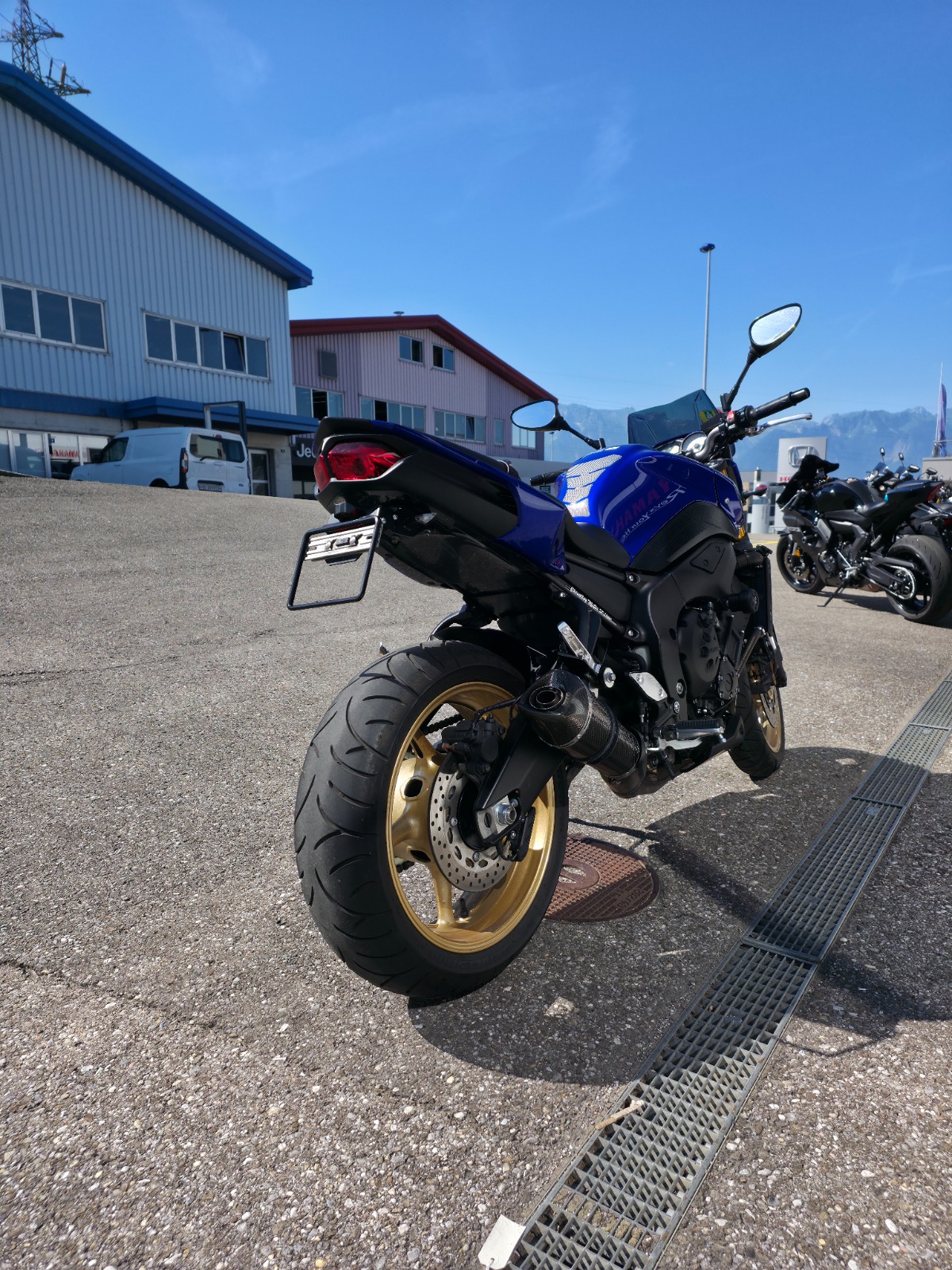 YAMAHA FZ8 N ABS-image-2