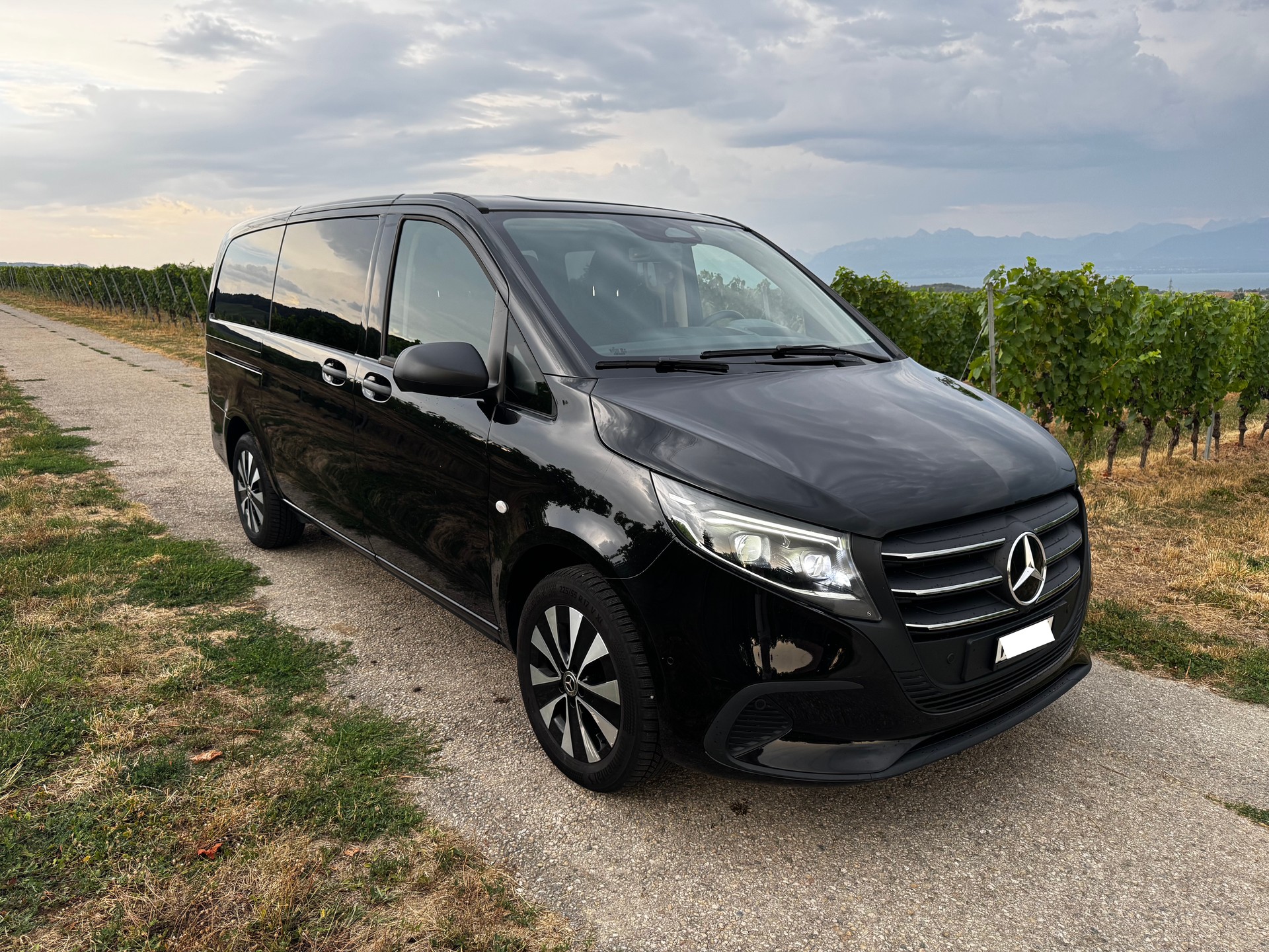 MERCEDES-BENZ 116 CDI Lang Select Tourer 4Matic 9G-Tronic-image-8