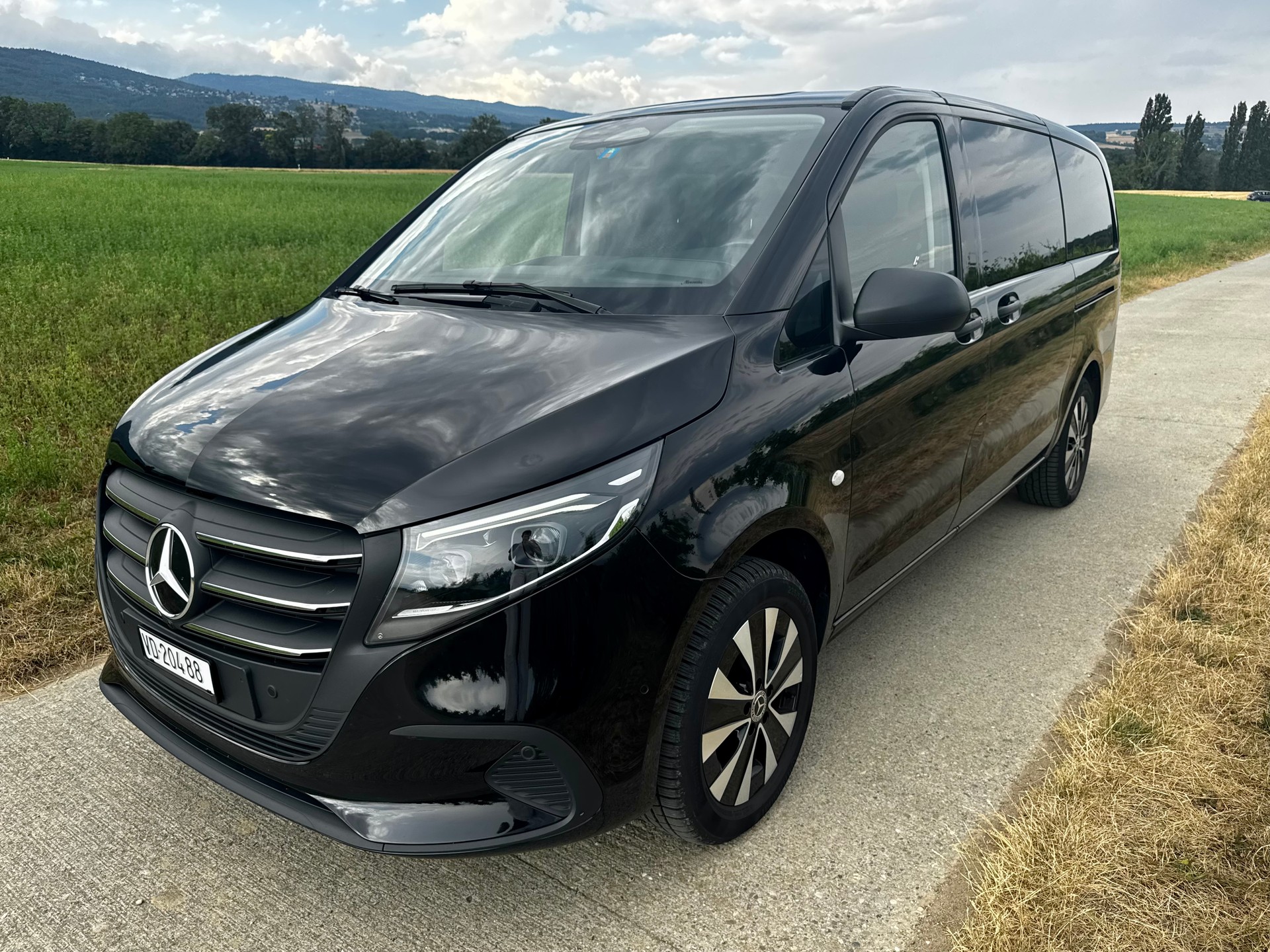 MERCEDES-BENZ 116 CDI Lang Select Tourer 4Matic 9G-Tronic