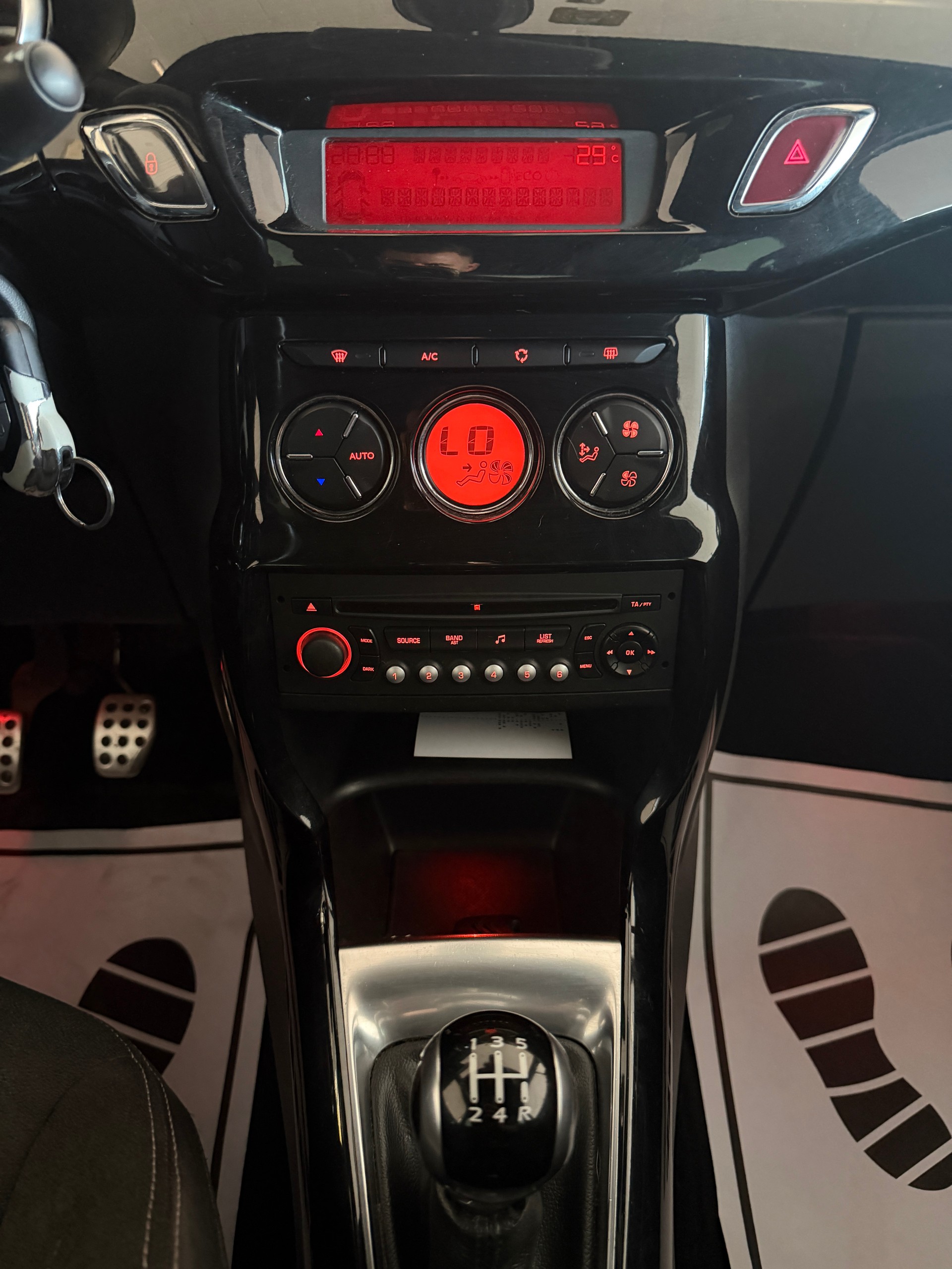 DS AUTOMOBILES DS3 1.6 VTi SO Chic - Expertise du jour-image-12