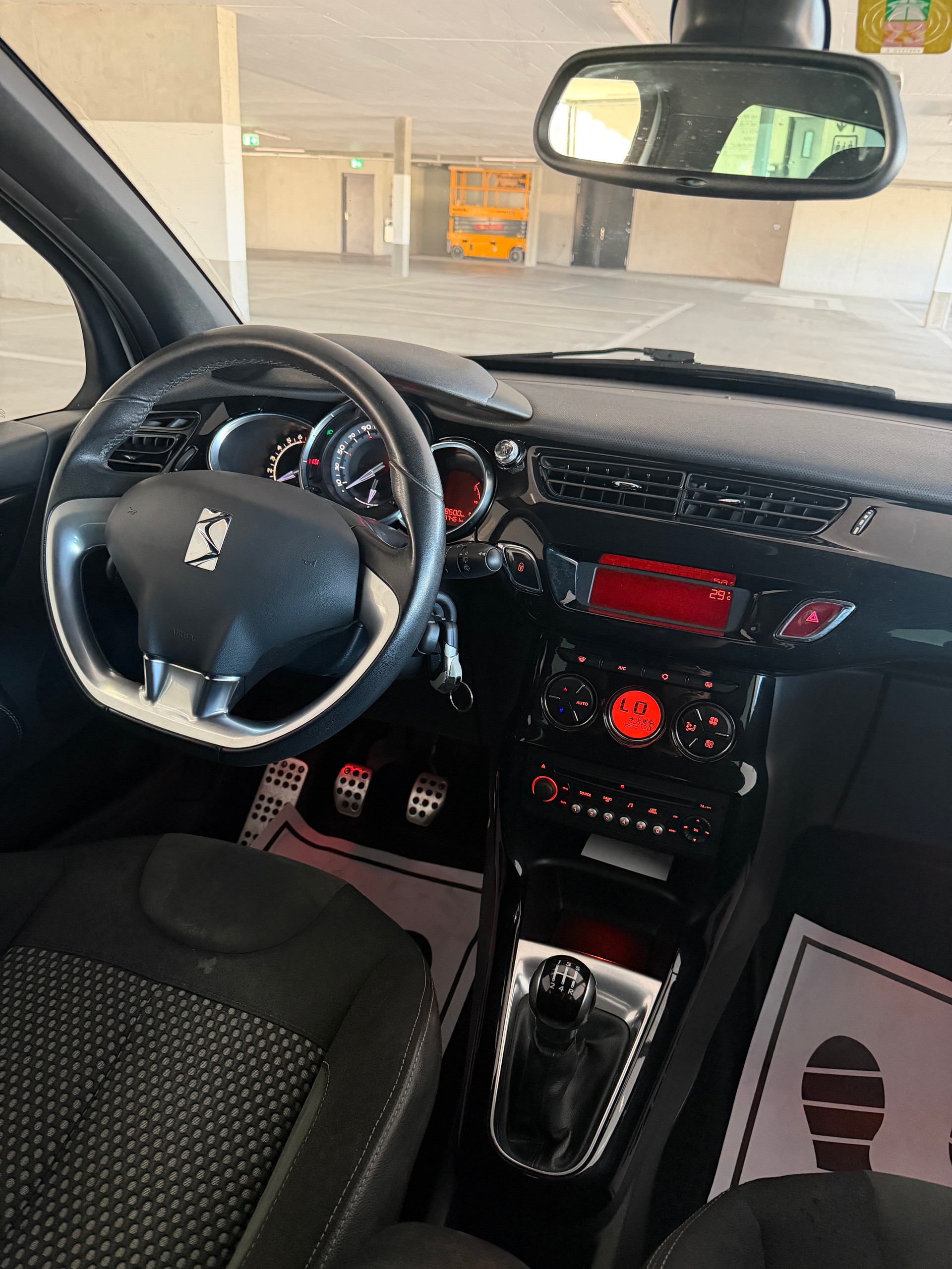 DS AUTOMOBILES DS3 1.6 VTi SO Chic - Expertise du jour-image-11