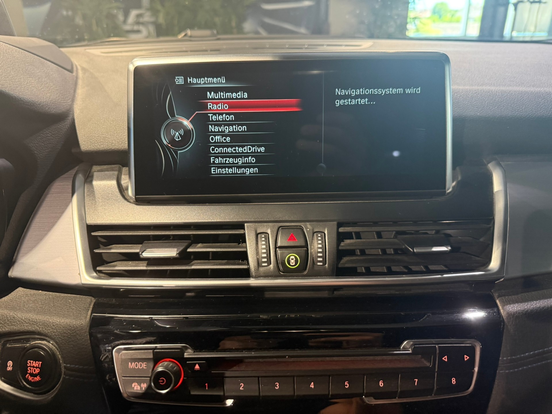 BMW 225i xDrive Active Tourer M Sport Steptronic-image-26