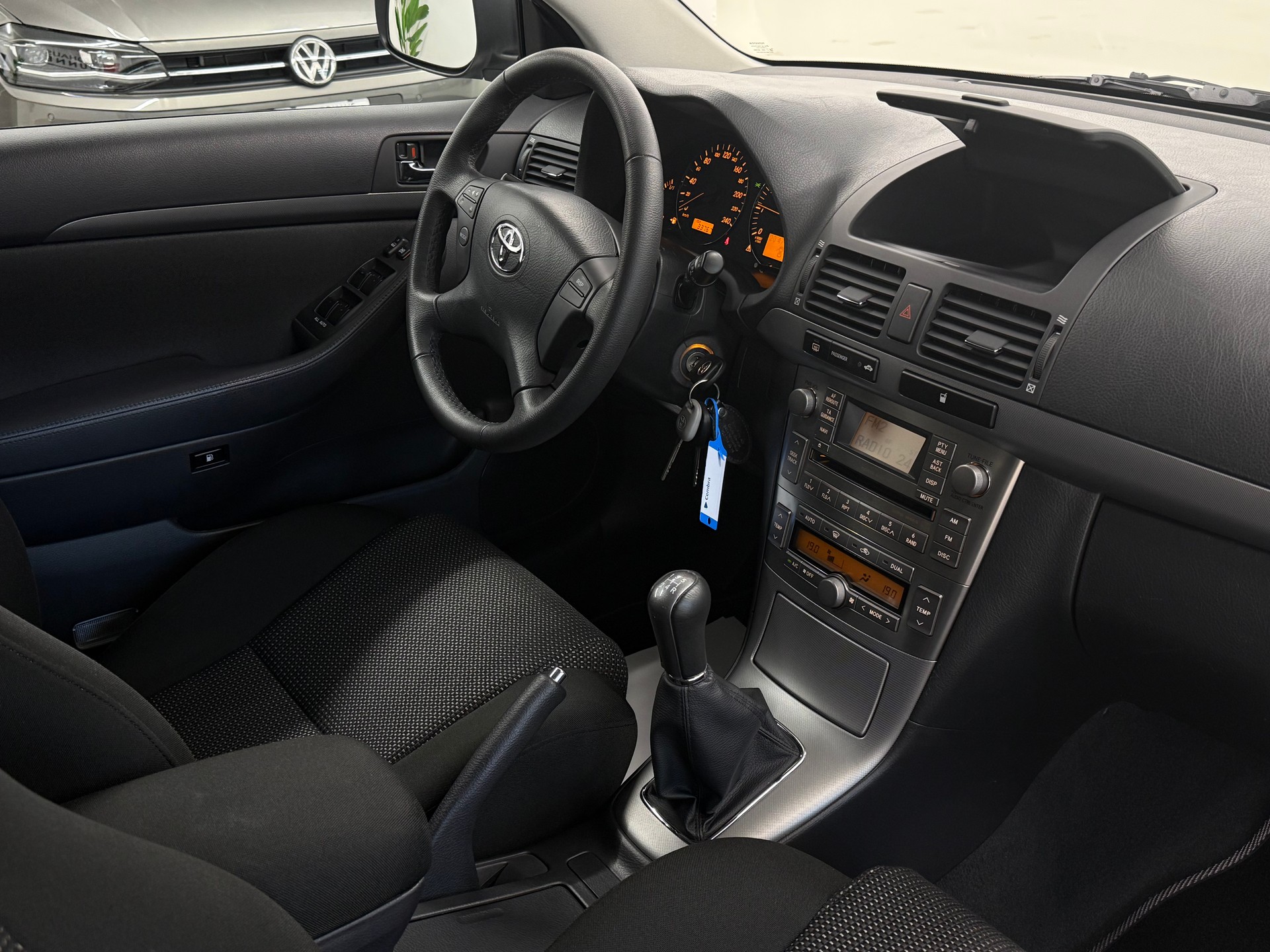 TOYOTA Avensis 1.8 VVT-i Linea Terra Sportswagon-image-10