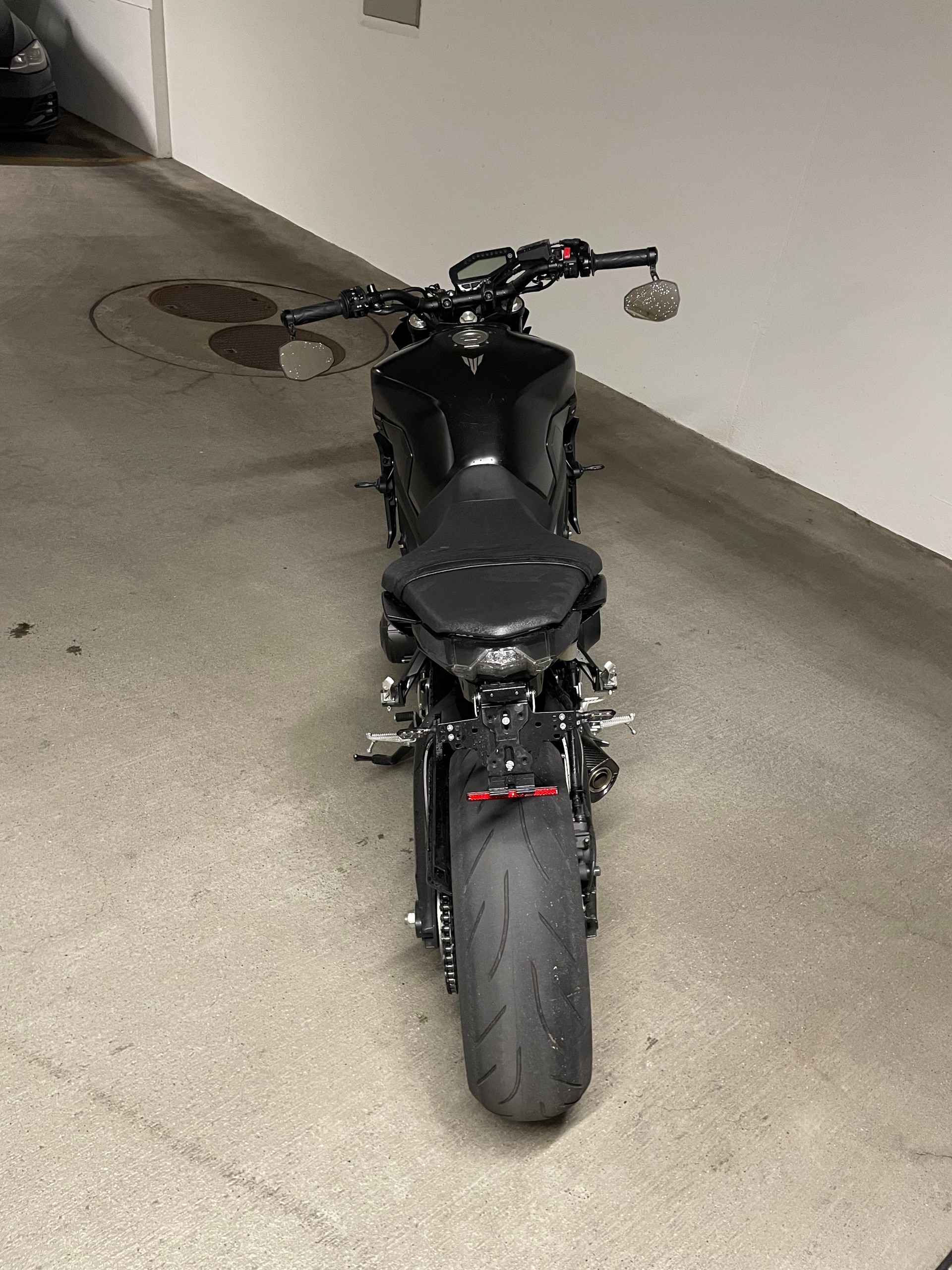 YAMAHA MT-09 ABS-image-2