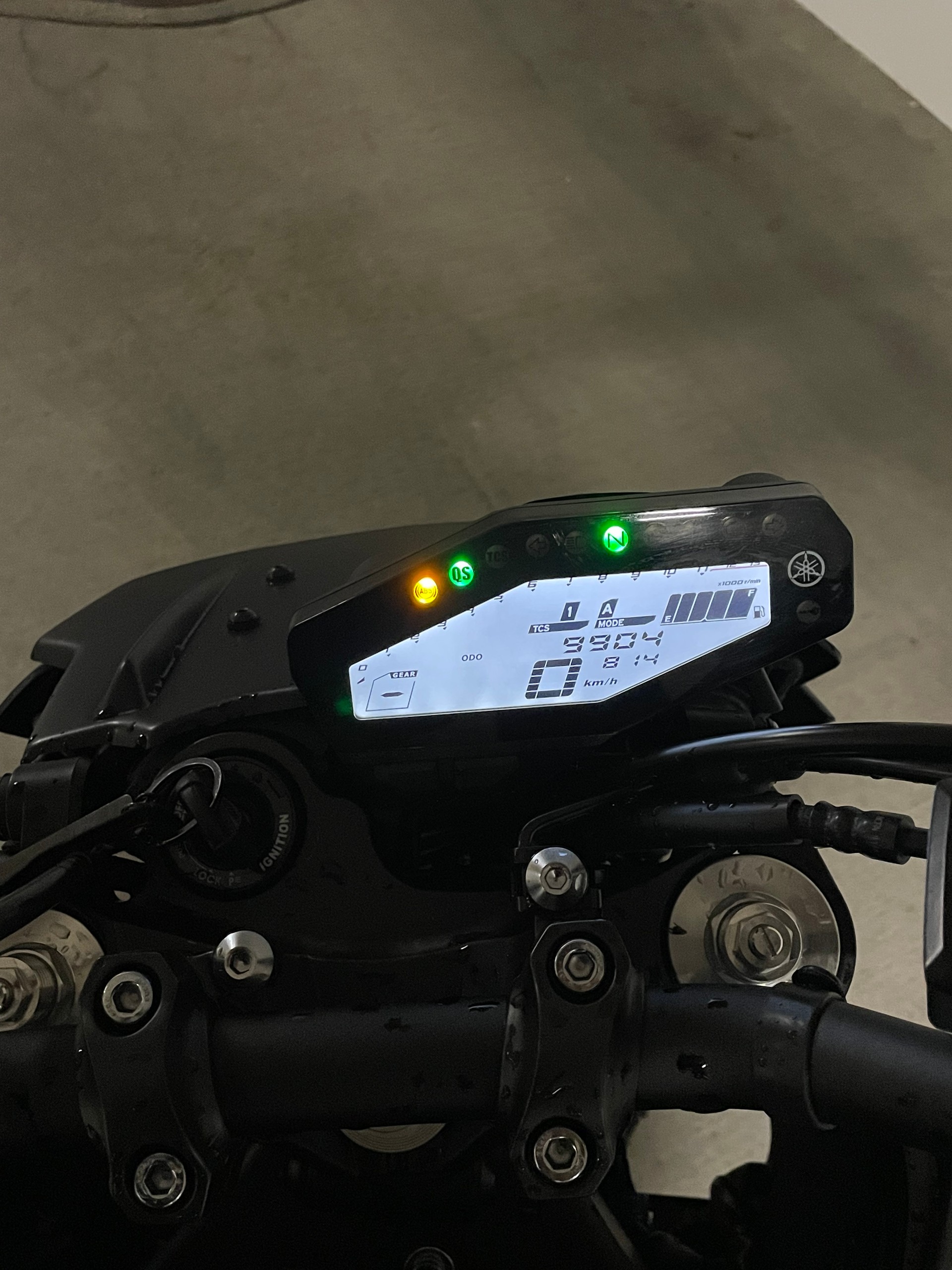 YAMAHA MT-09 ABS-image-4