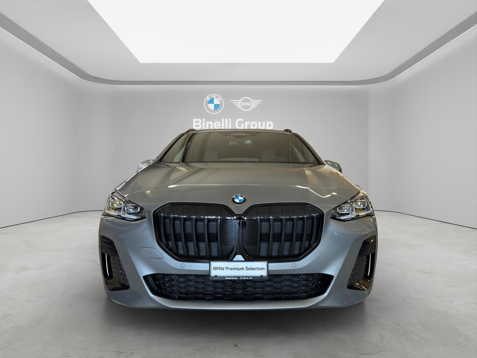 BMW 223i xDrive SDKG Active Tourer-showroom-element-1