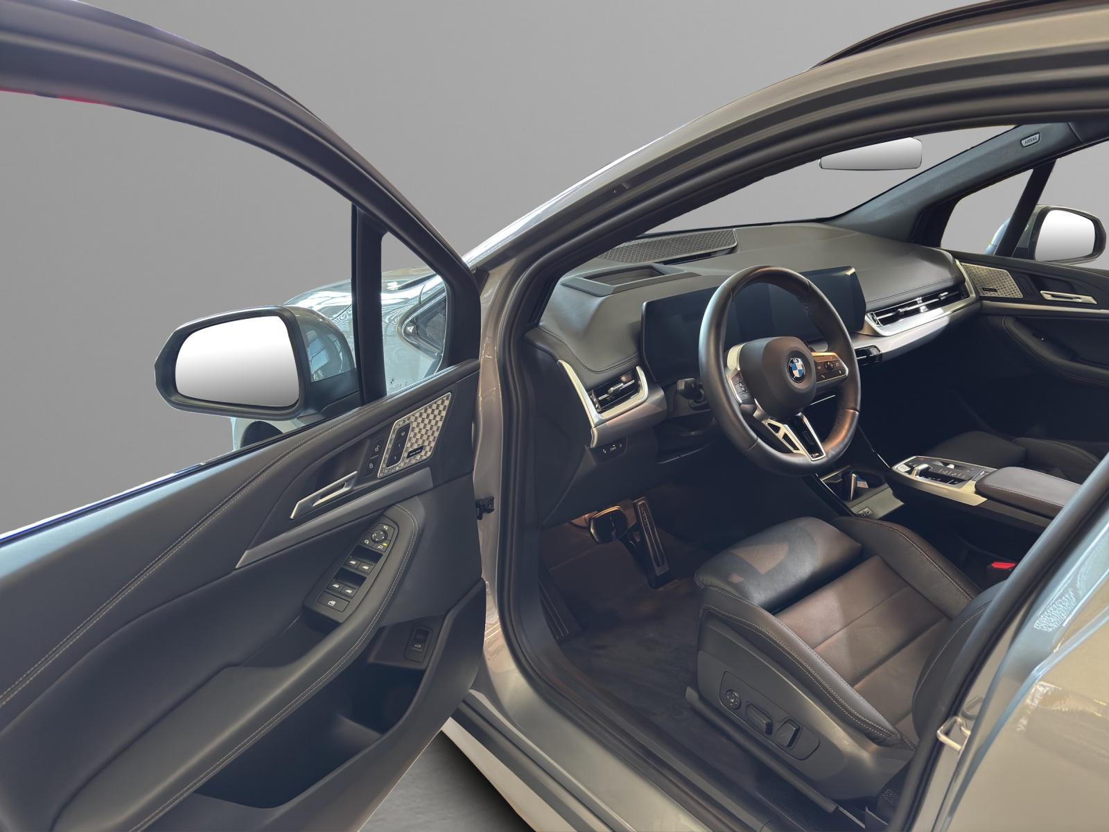 BMW 223i xDrive SDKG Active Tourer-showroom-element-3