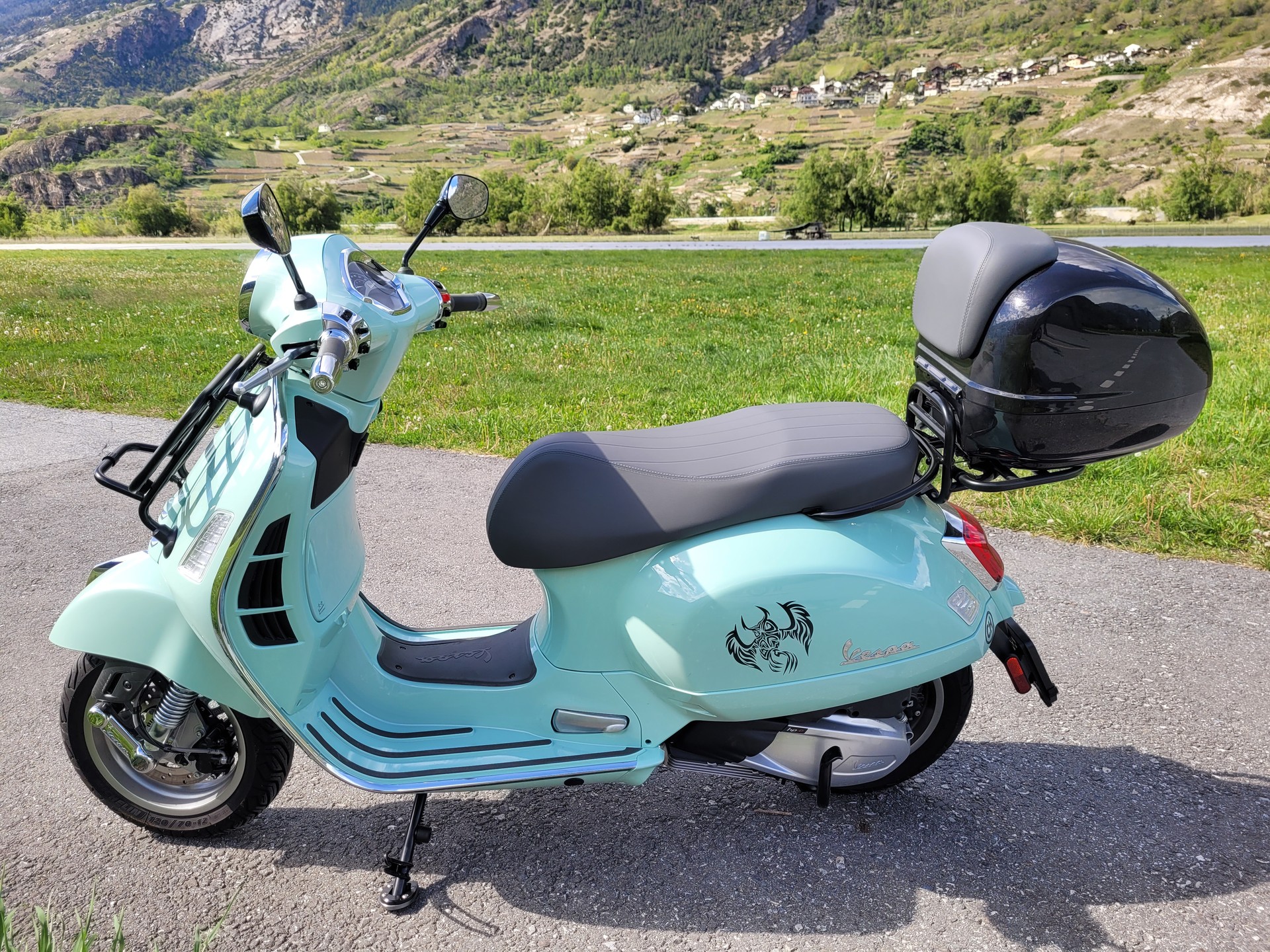 PIAGGIO Vespa GTS-image-0