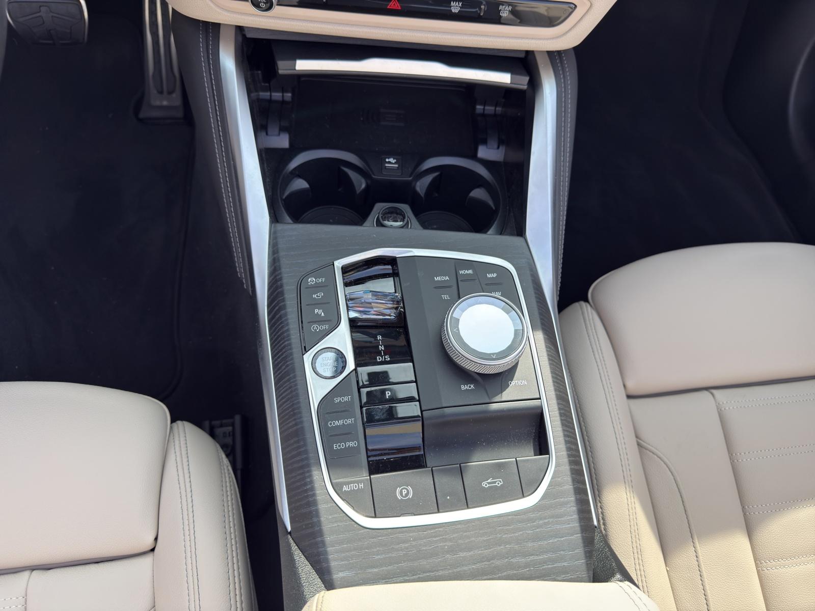 BMW 420i SAG Cabrio-image-16