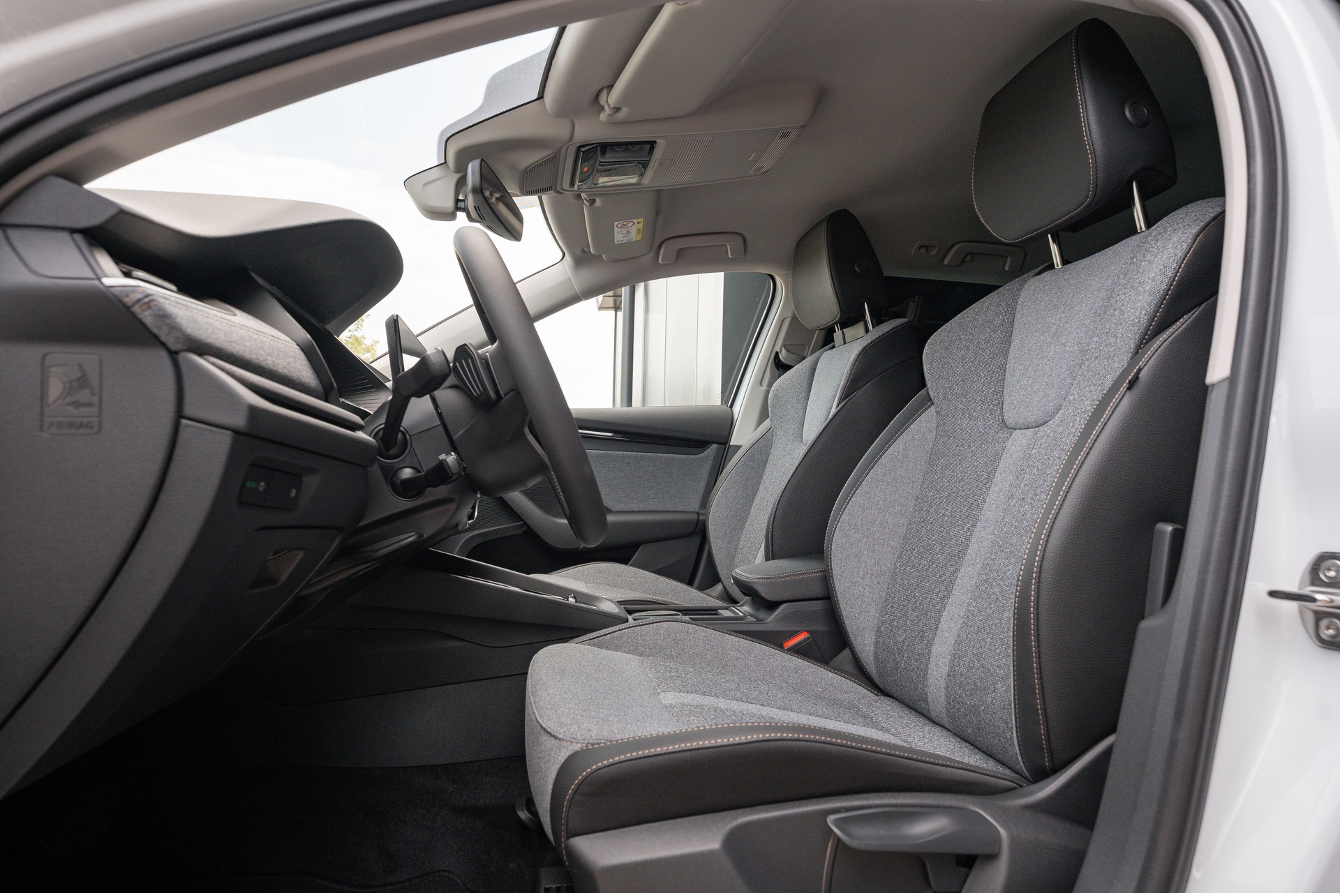 SKODA Octavia Combi 1.5 TSI mHEV DSG Selection-image-9