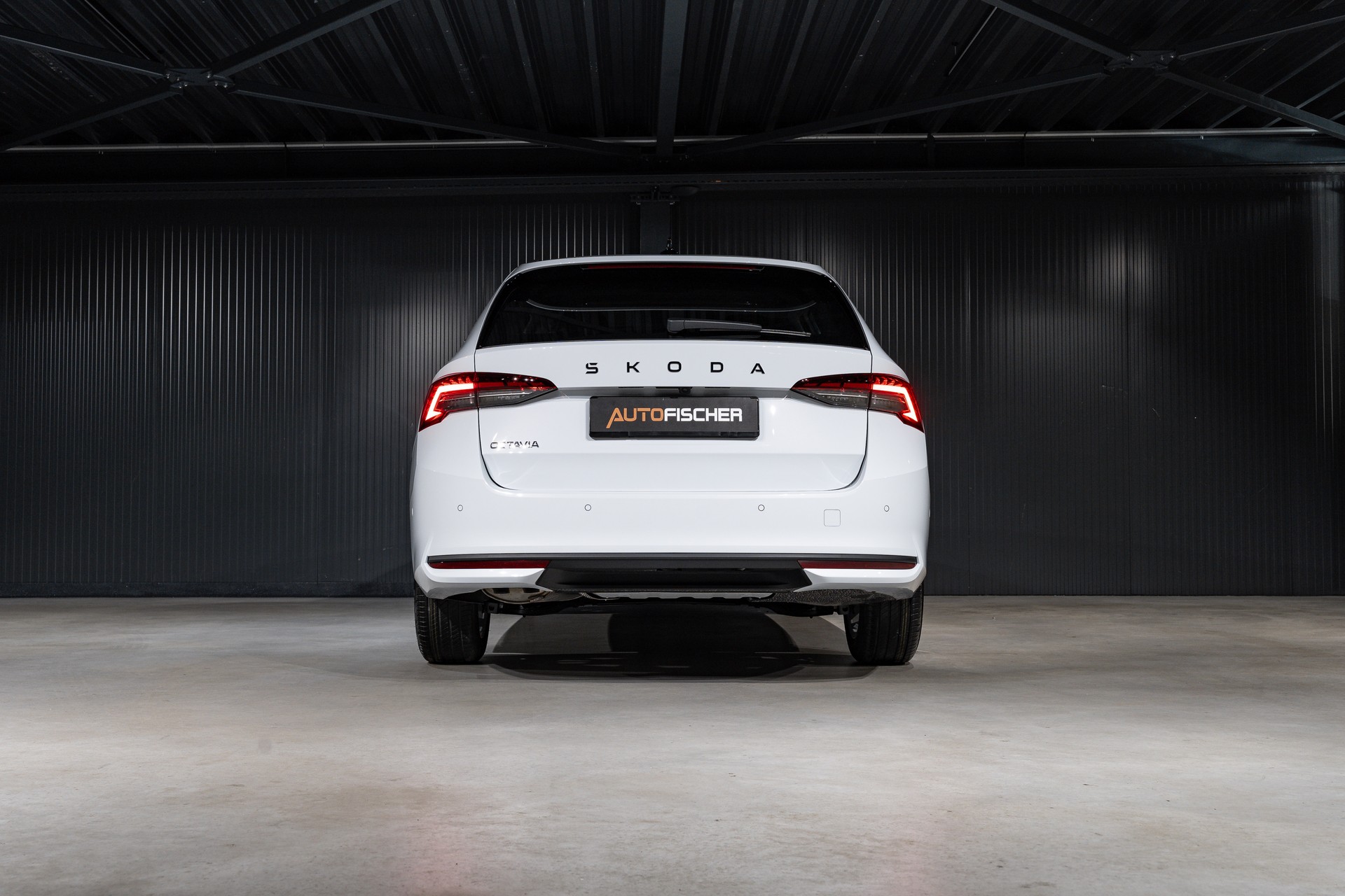 SKODA Octavia Combi 1.5 TSI mHEV DSG Selection-image-6