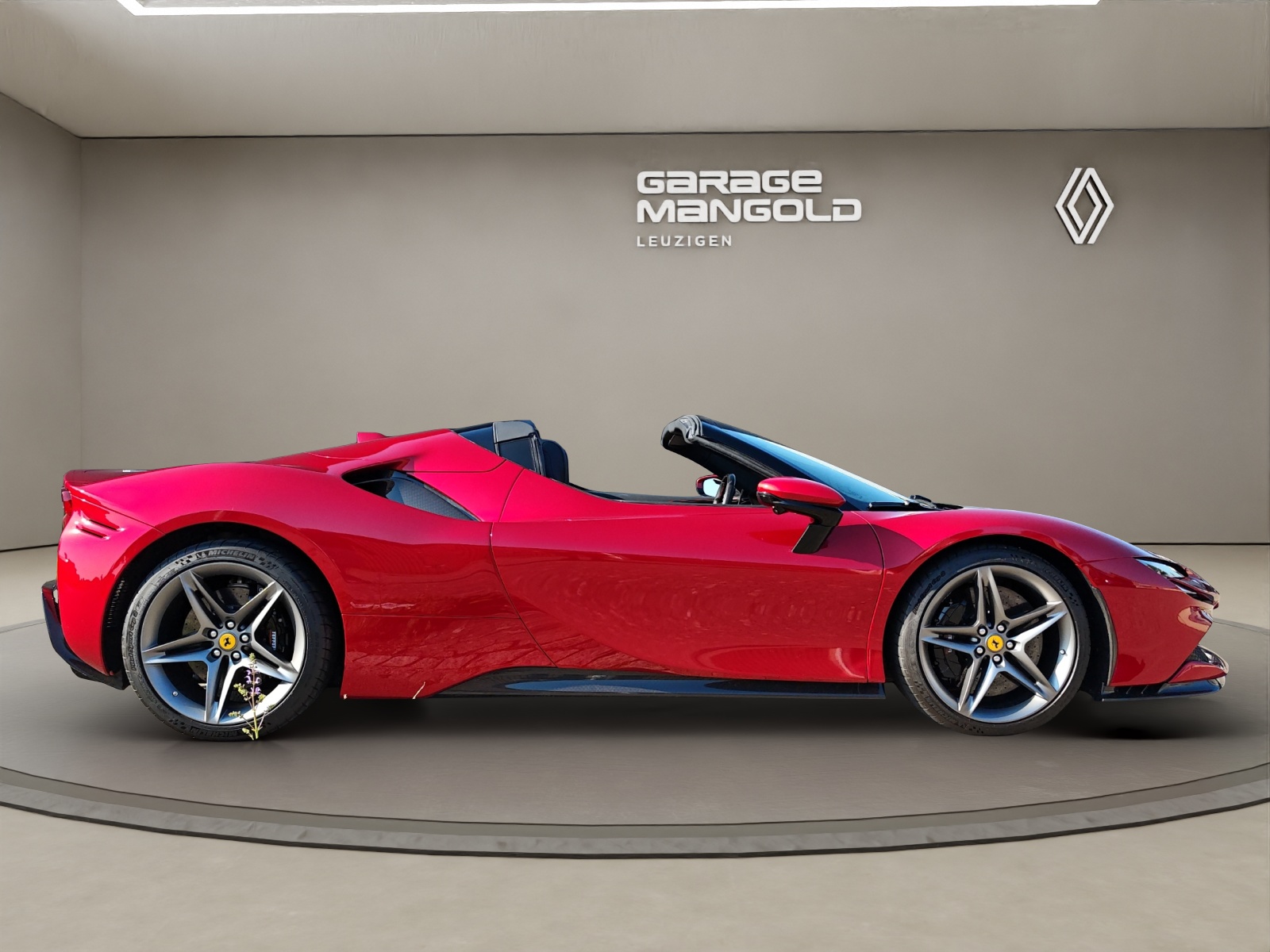 FERRARI SF90 Spider-image-3