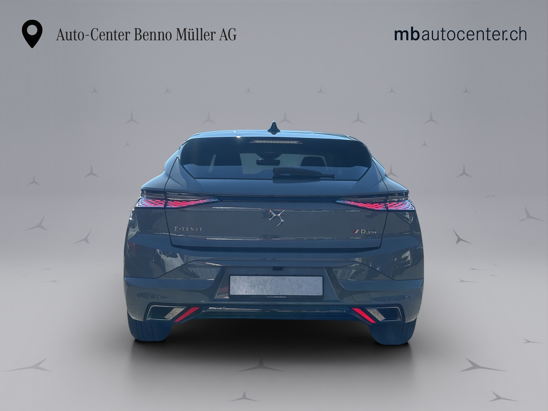 DS AUTOMOBILES 4 1.6 E-Tense Performance Line+-showroom-element-3