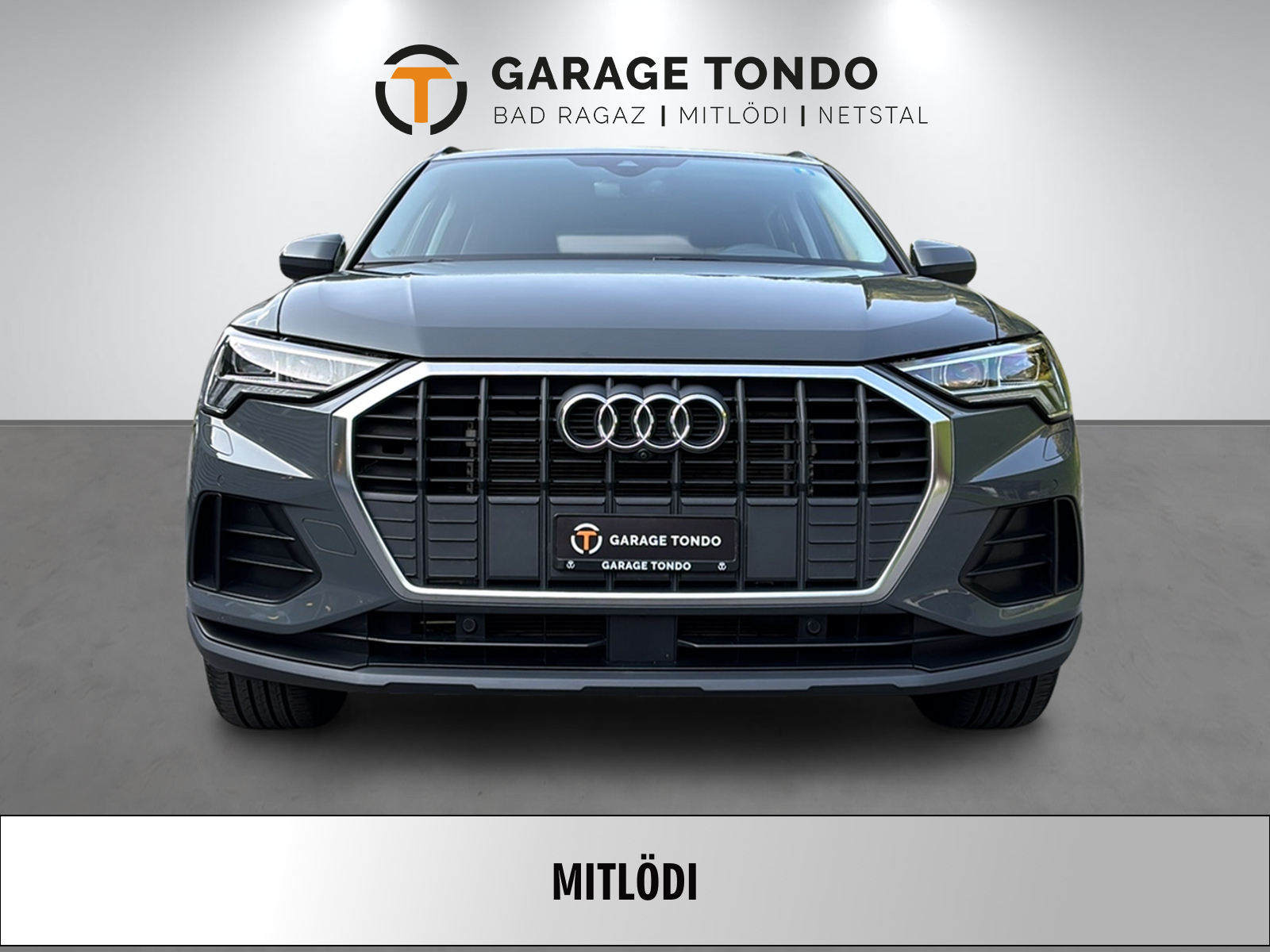 AUDI Q3 1.5 35 TFSI Attraction S-Tronic-showroom-element-1