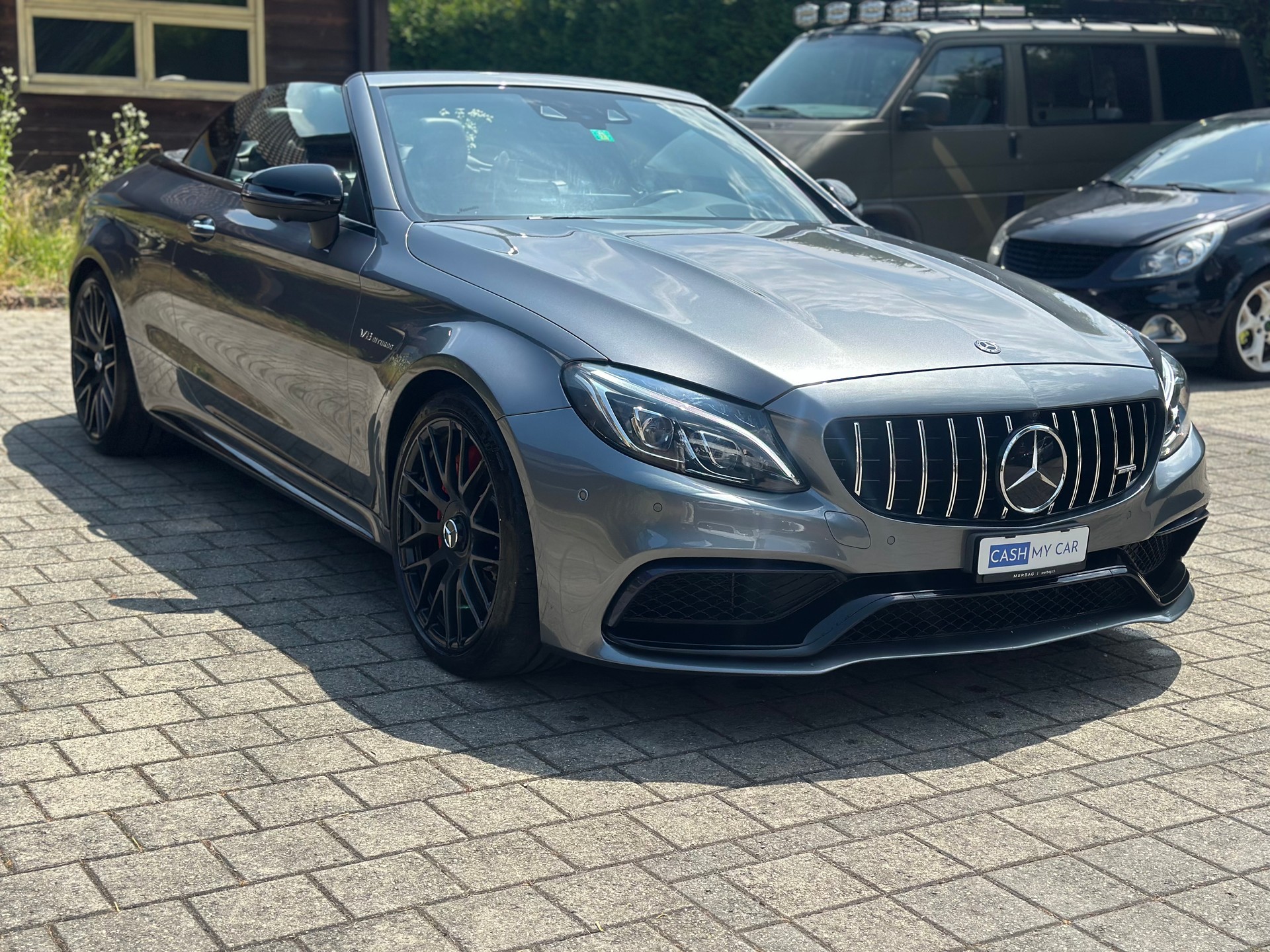 MERCEDES-BENZ C 63 S Cabriolet AMG Speedshift-showroom-element-2