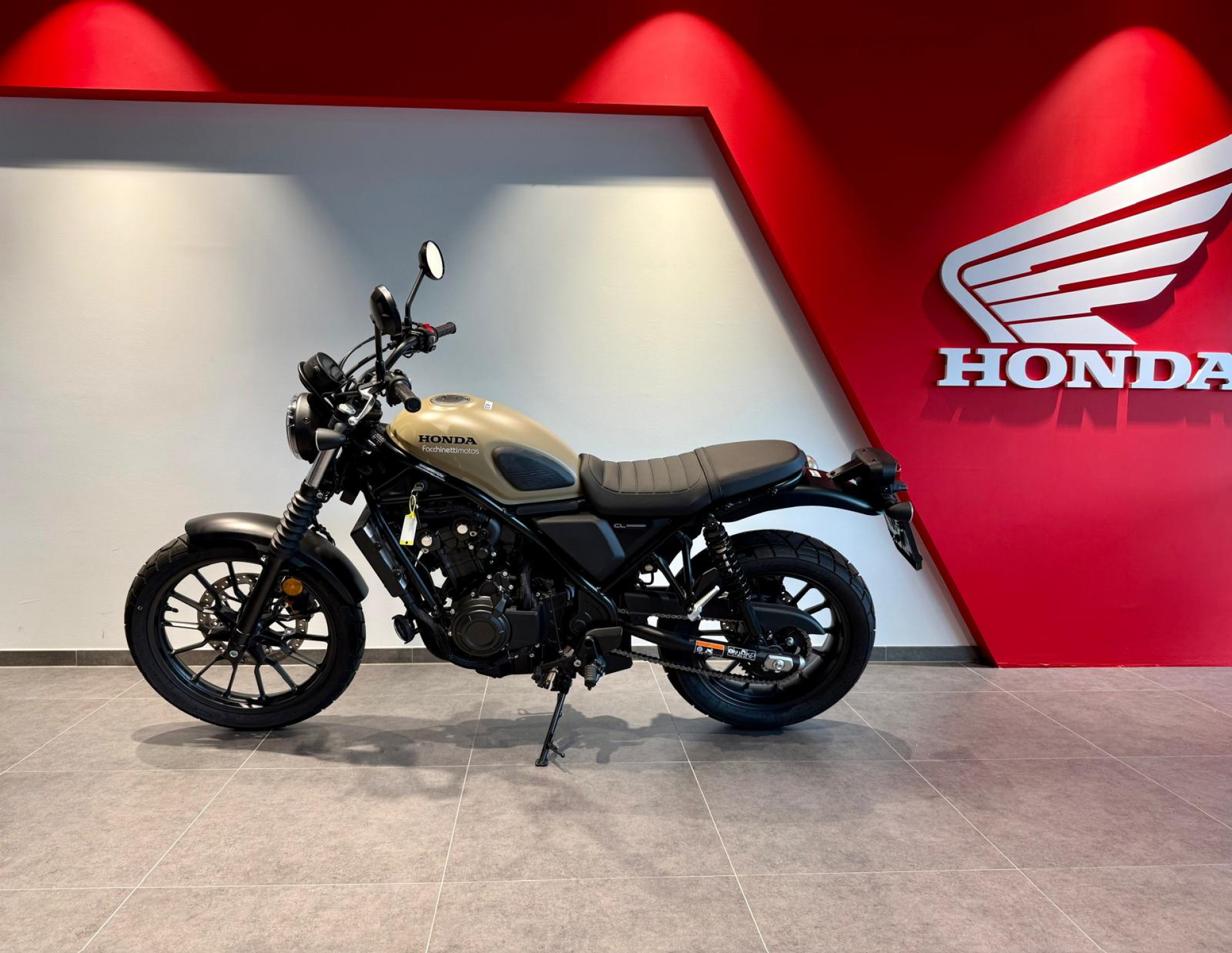 HONDA CL 500-showroom-element-2