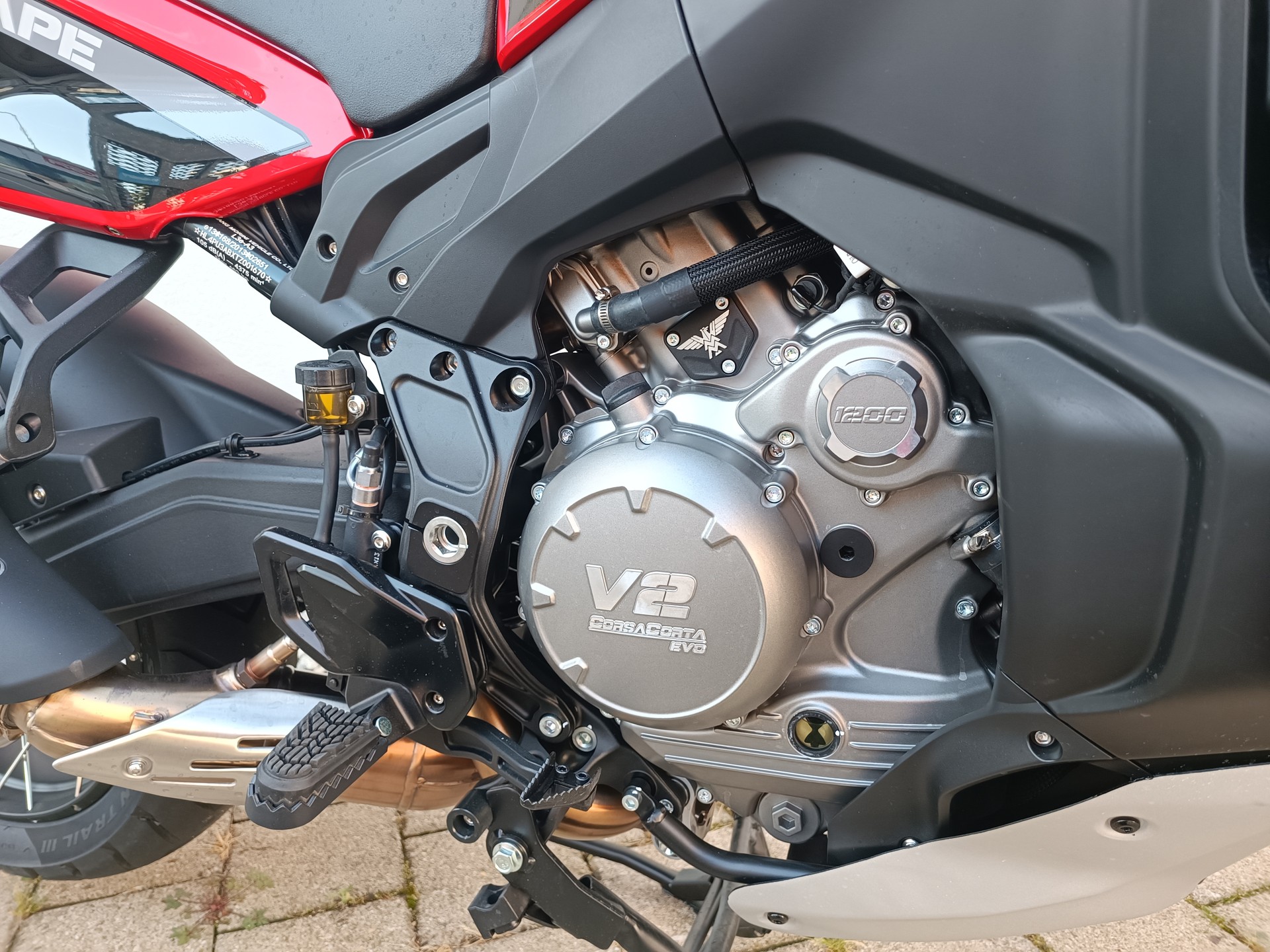MOTO MORINI X-Cape 1200-image-11