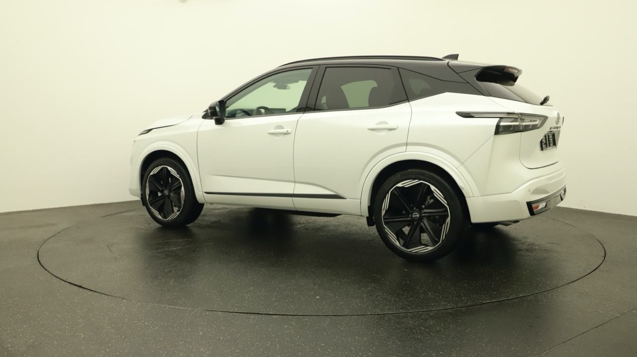 NISSAN Qashqai 1.3 DIG-T MHEV N-Design Xtronic 4x4-showroom-element-2