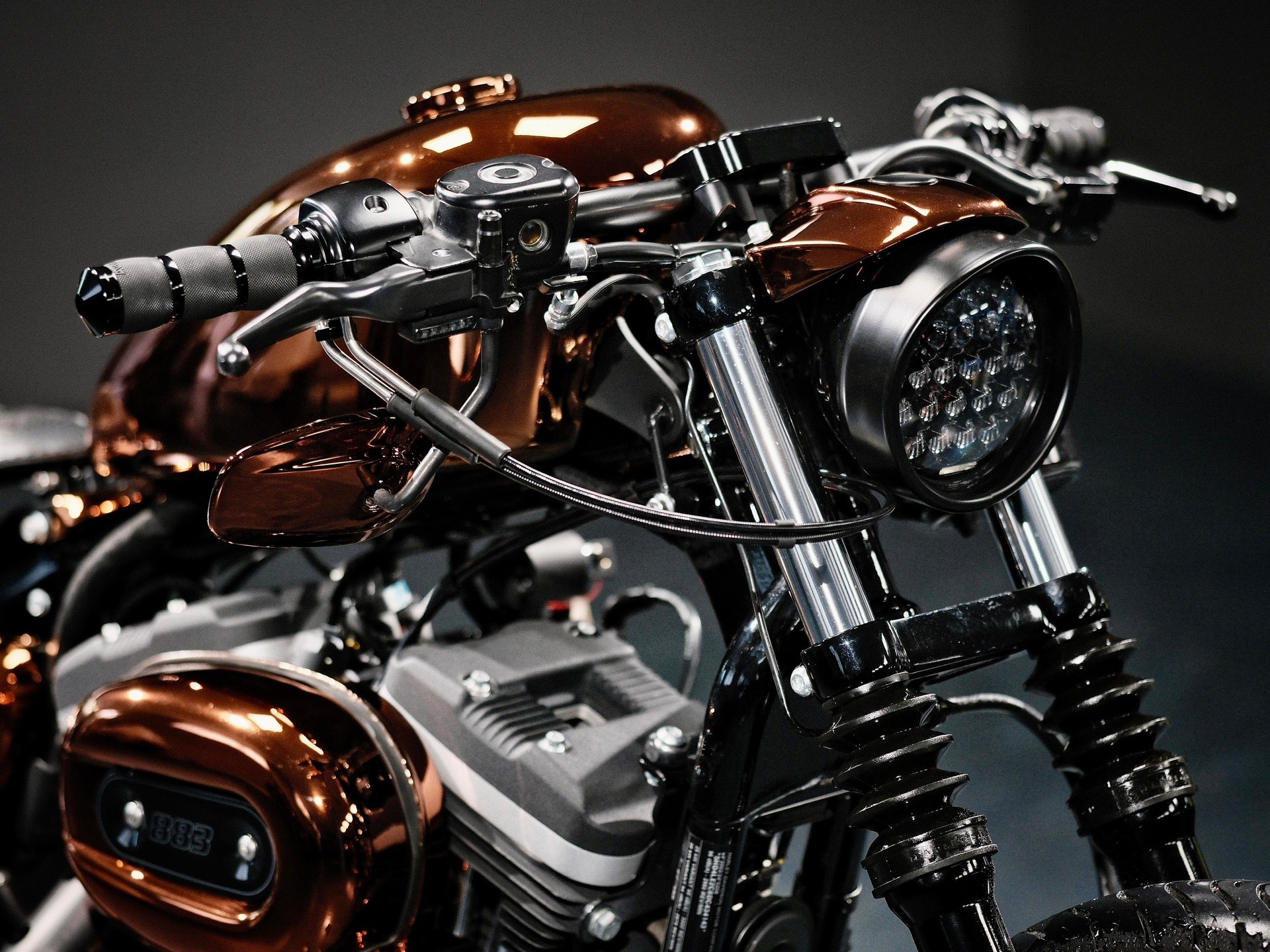 HARLEY-DAVIDSON XL 883 N Sportster Iron-image-6