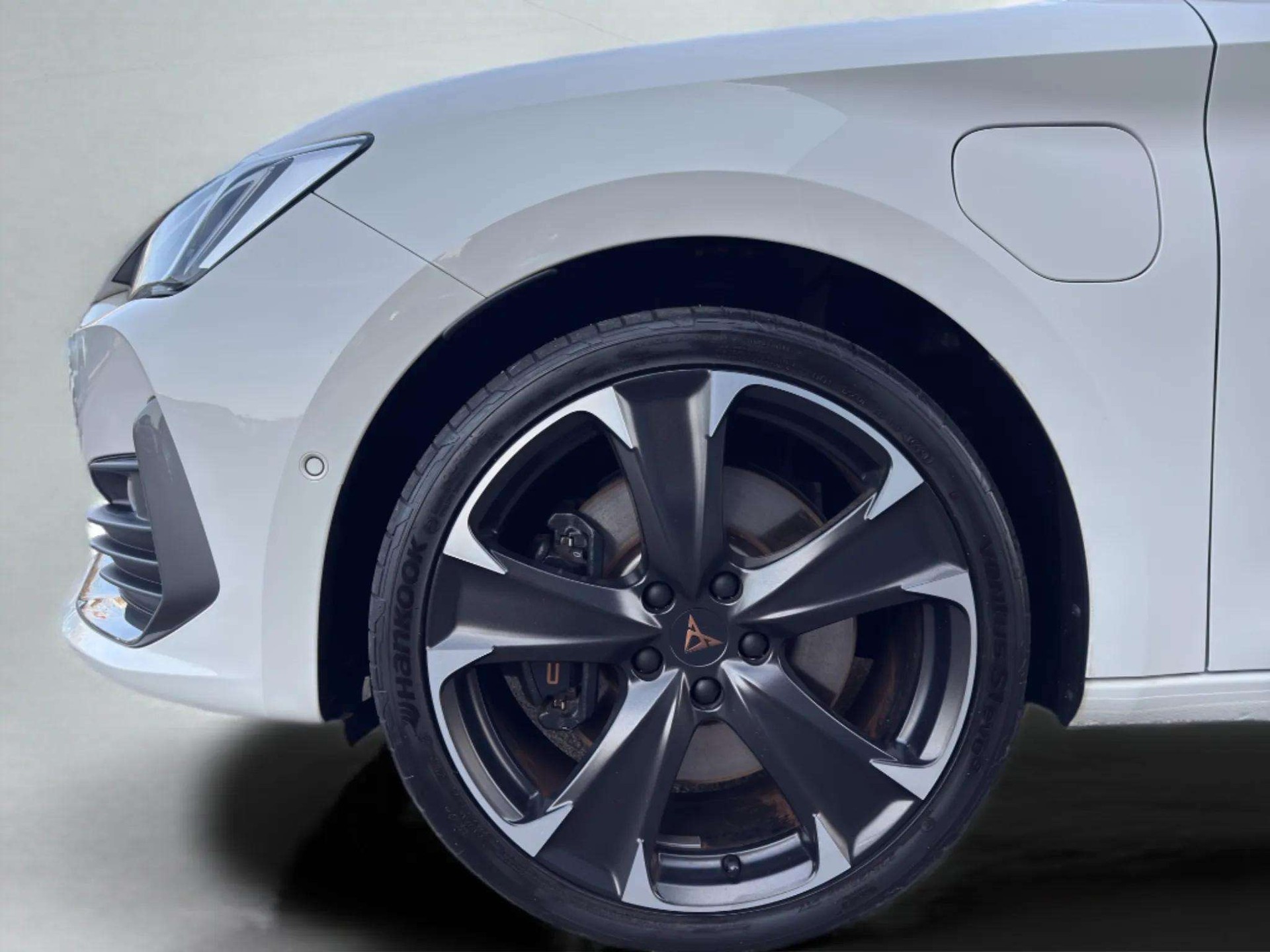 CUPRA LEON ST 1.4 e-HYBRID pHEV DSG-image-9