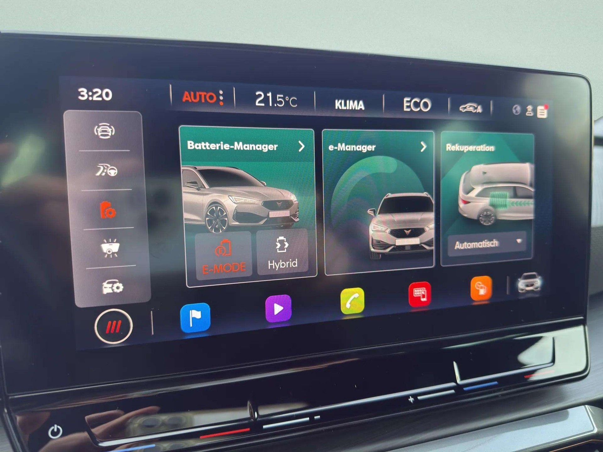CUPRA LEON ST 1.4 e-HYBRID pHEV DSG-image-14