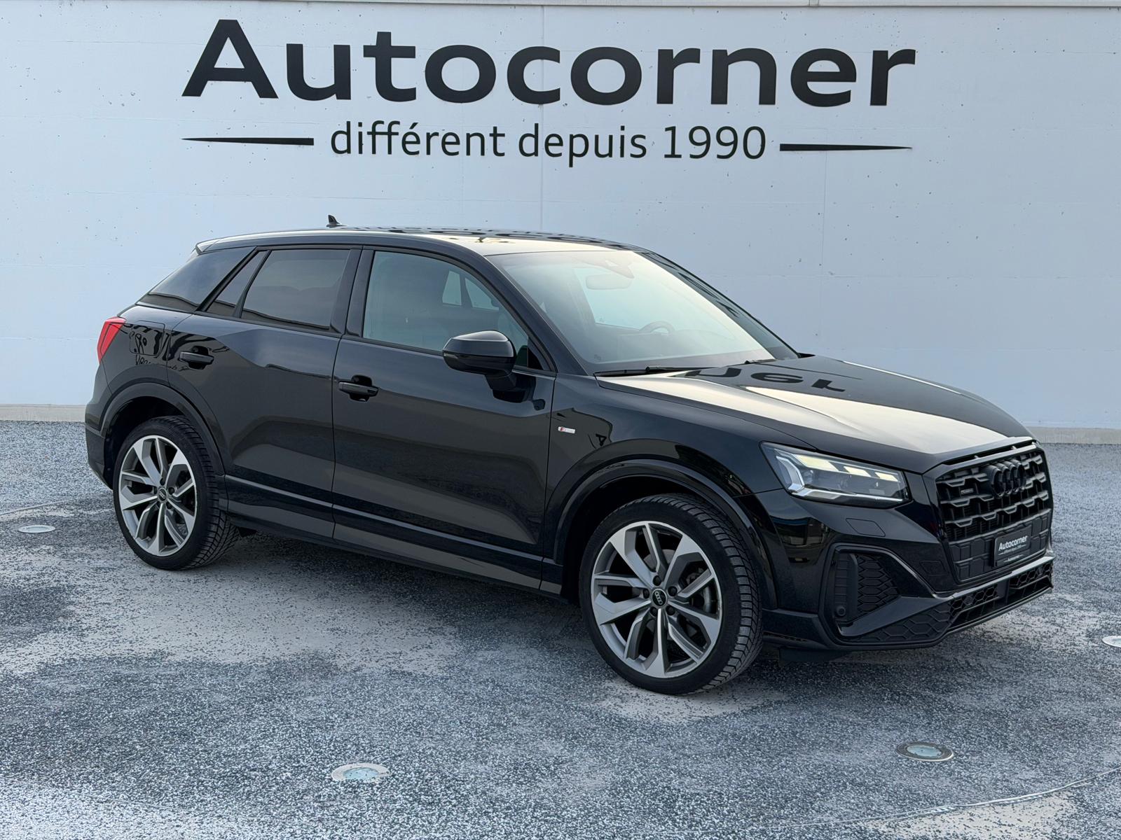 AUDI Q2 40 TFSI S line Attraction quattro S-tronic-showroom-element-1