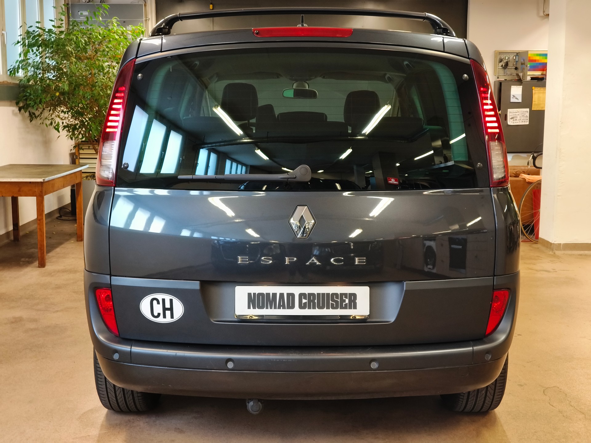 RENAULT Espace 2.0 dCi Initiale Automatic-image-10