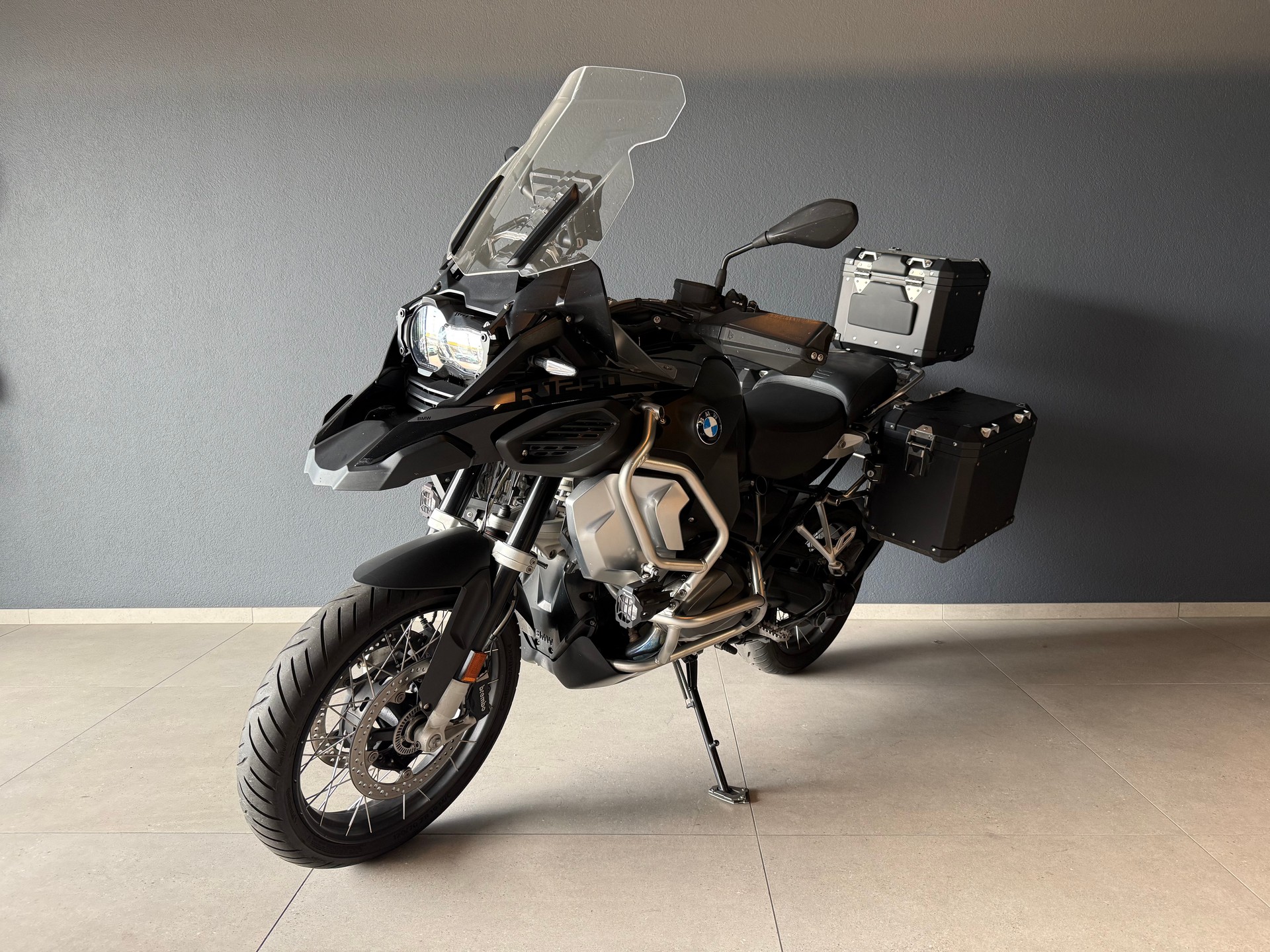 BMW R 1250 GS Adventure-image-1