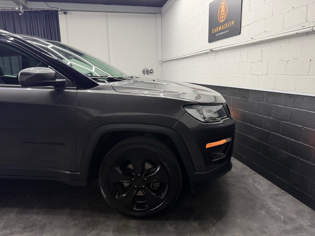 JEEP Compass 2.0CRD Limited AWD 9ATX | CH-Auto | Rückfahrkamera | Dachreling | DAB-Radio-image-8