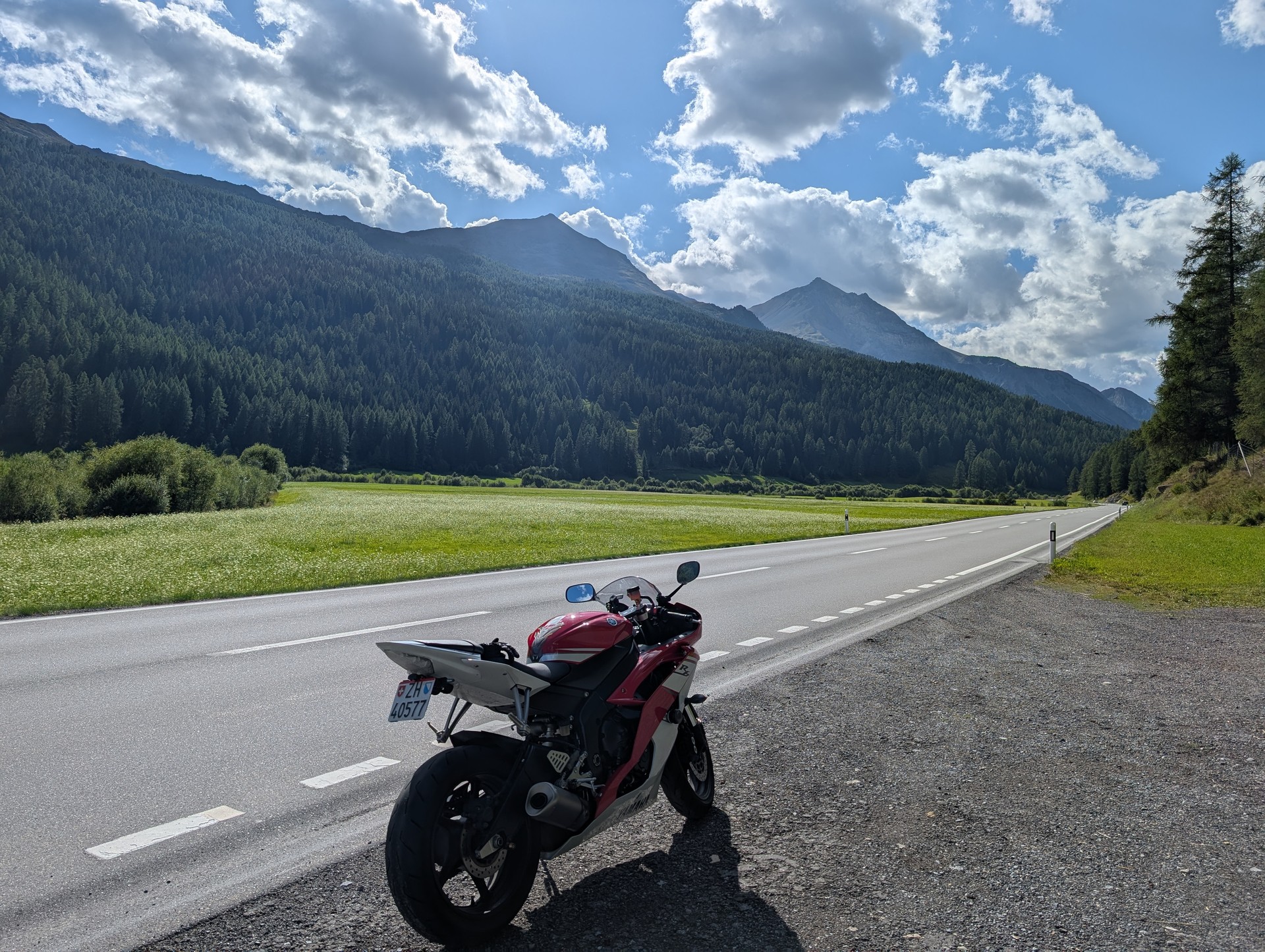YAMAHA YZF-R6-image-7
