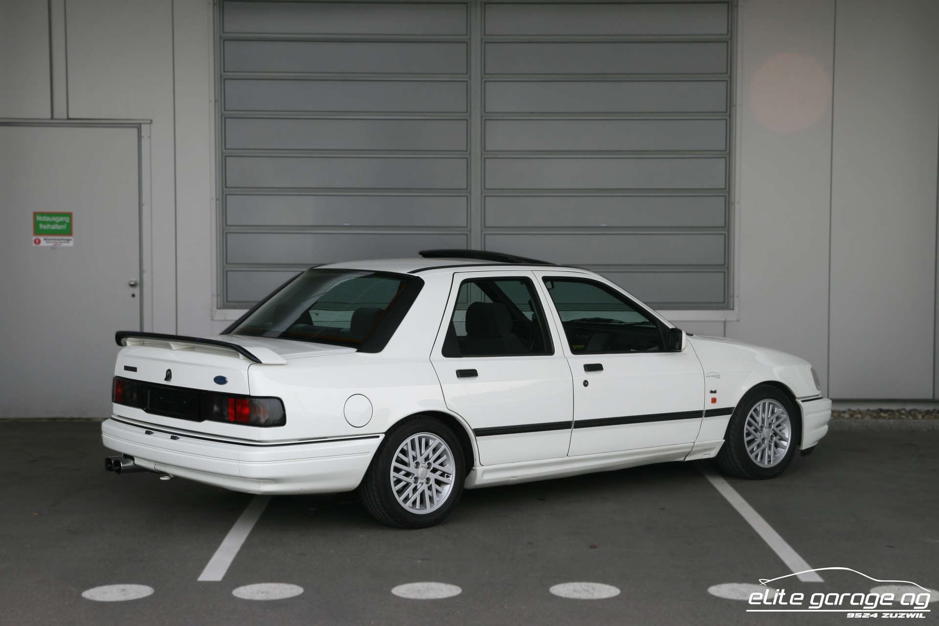 FORD Sierra 2.0i Cosworth 4x4-image-4
