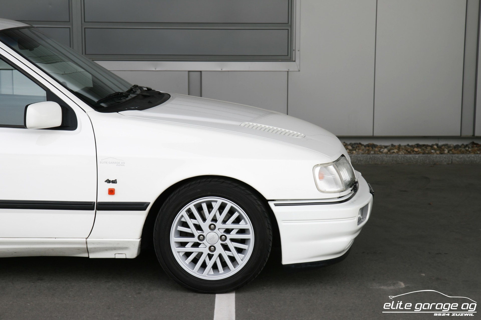 FORD Sierra 2.0i Cosworth 4x4-image-9