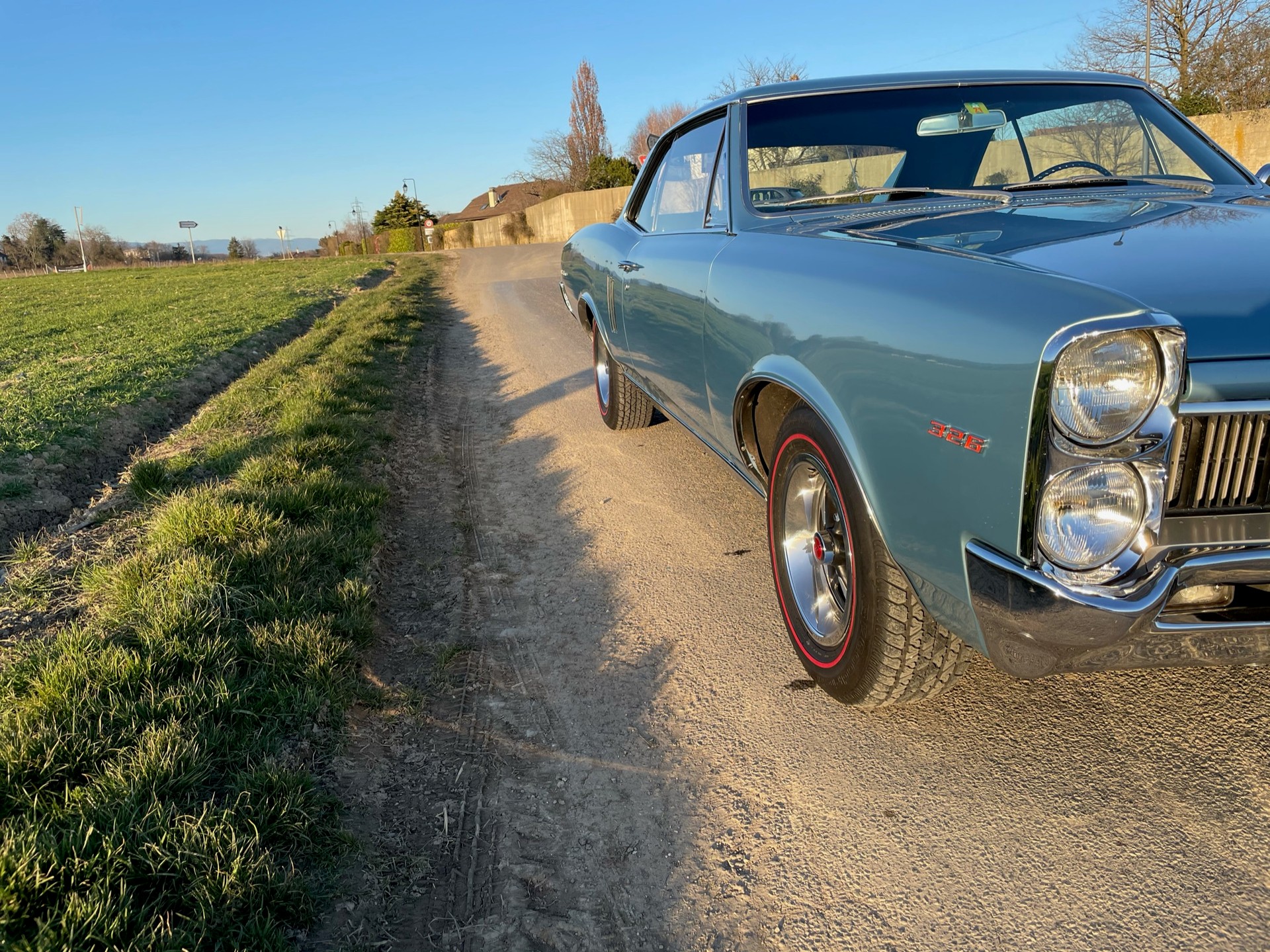 PONTIAC LeMans-image-7