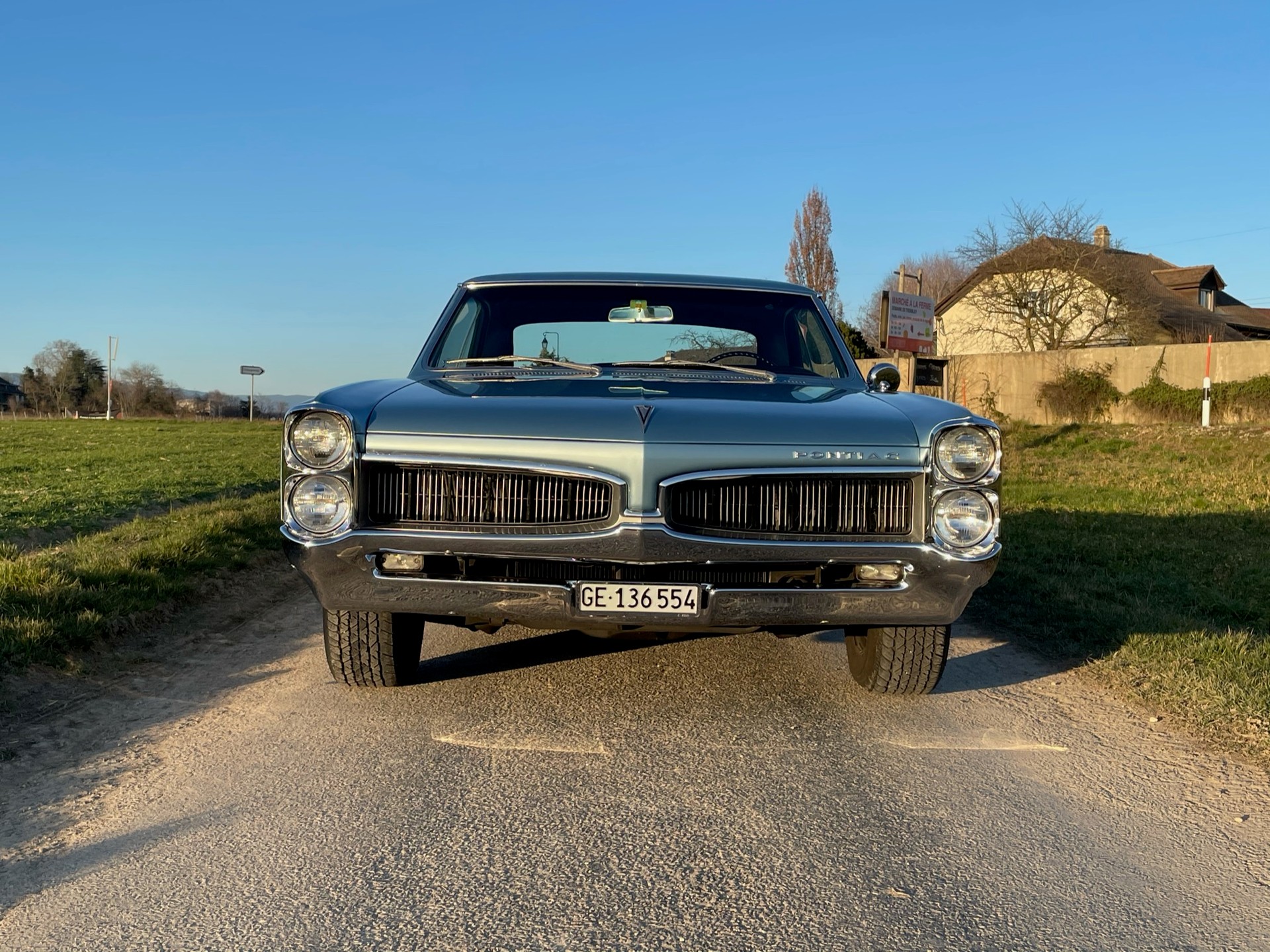 PONTIAC LeMans-image-2