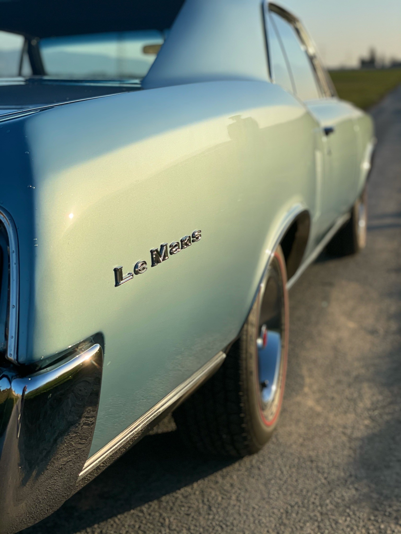 PONTIAC LeMans-image-6