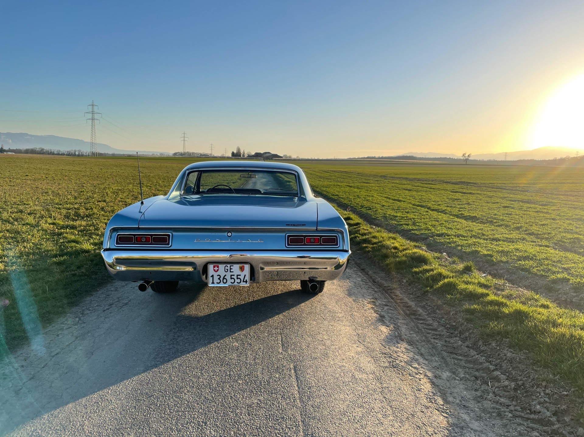 PONTIAC LeMans-image-9