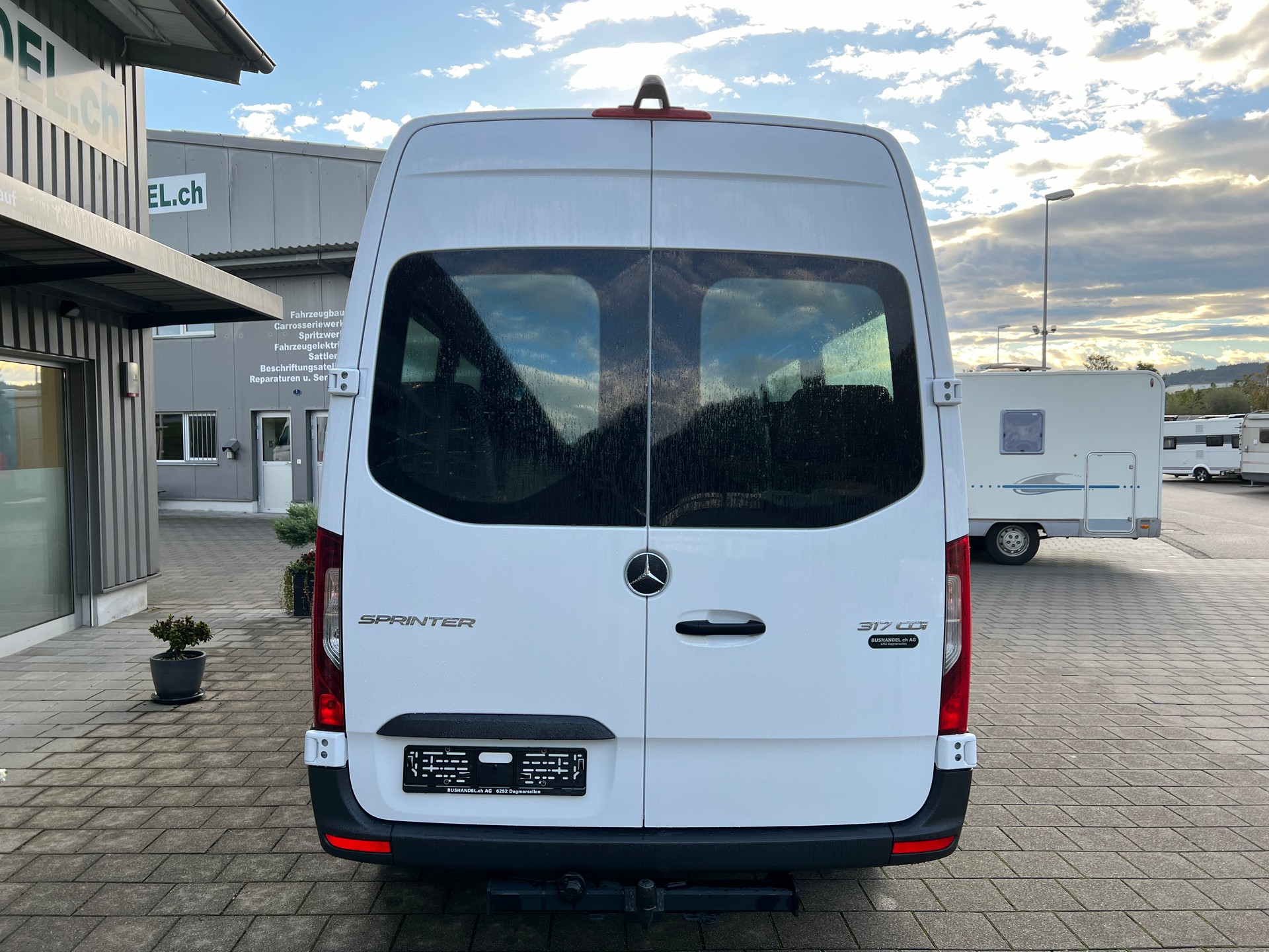 MERCEDES-BENZ Sprinter 317 CDI-image-4