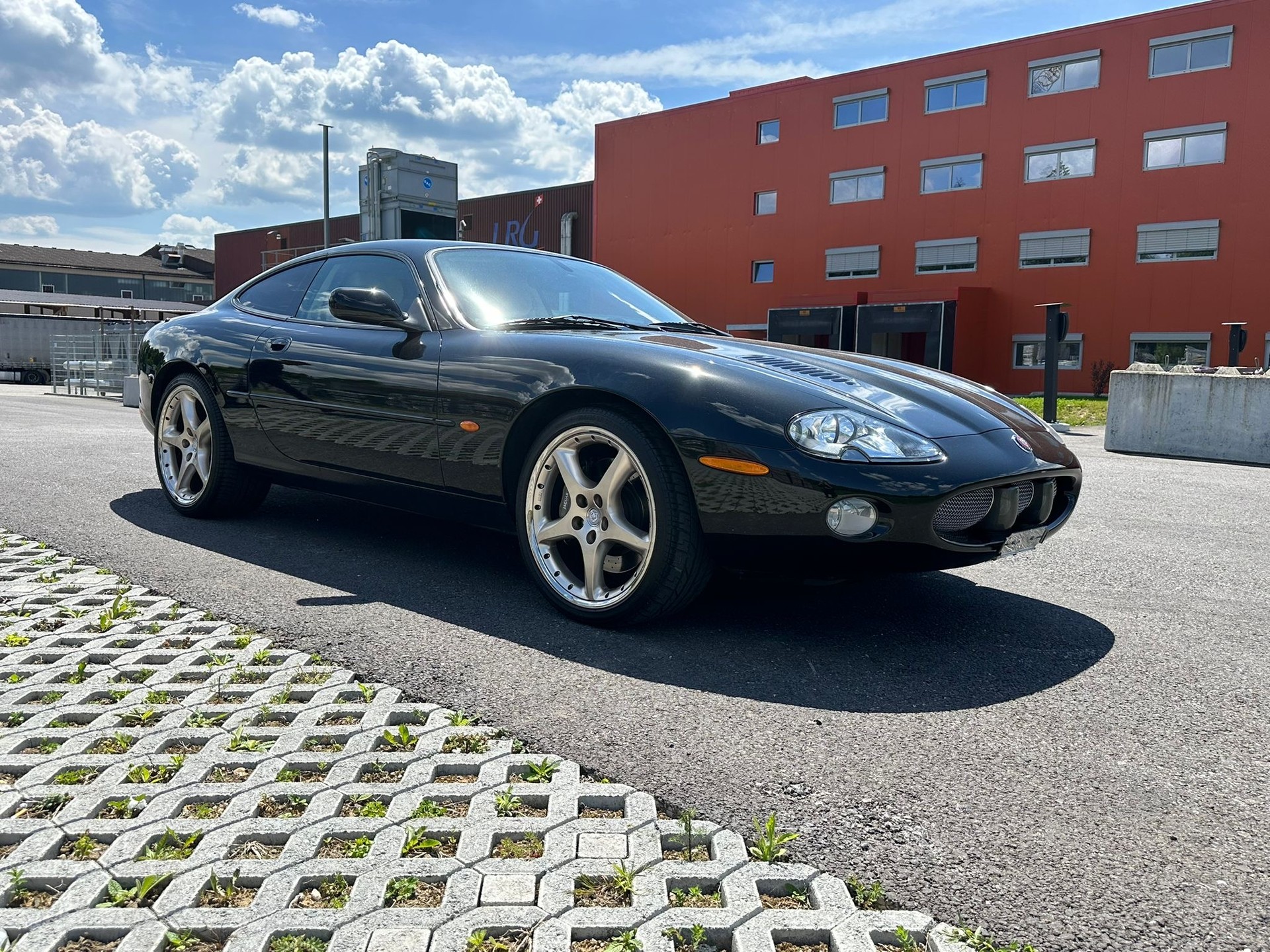 JAGUAR XKR S/C