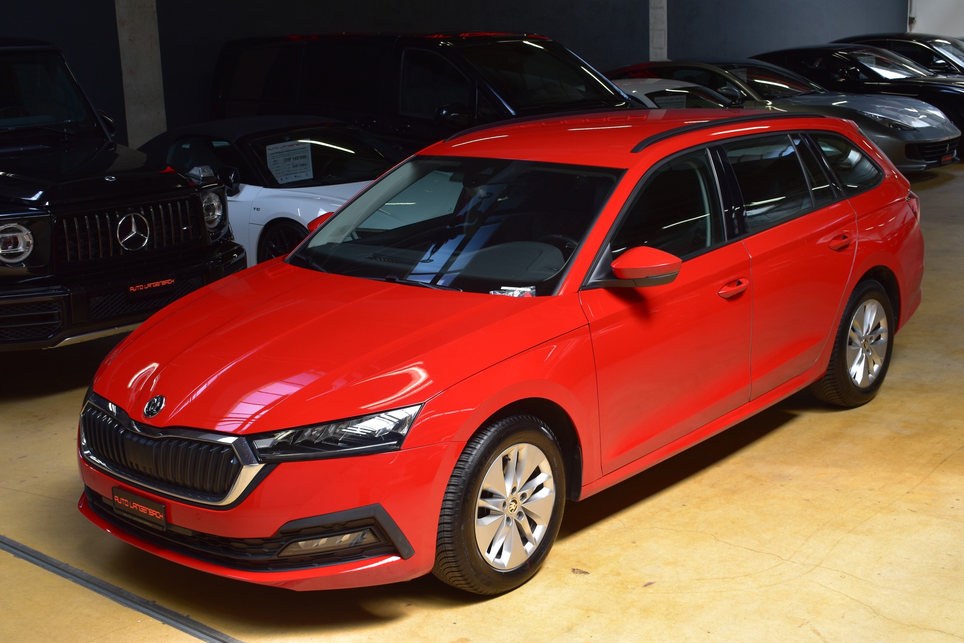 SKODA Octavia Combi 2.0 TDI DSG Ambition 4x4 - New Model 2021 - 150PS-showroom-element-1